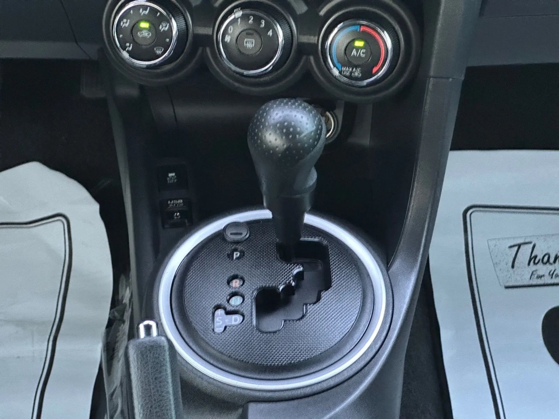 Scion tC 2dr HB Man (Natl) 2015