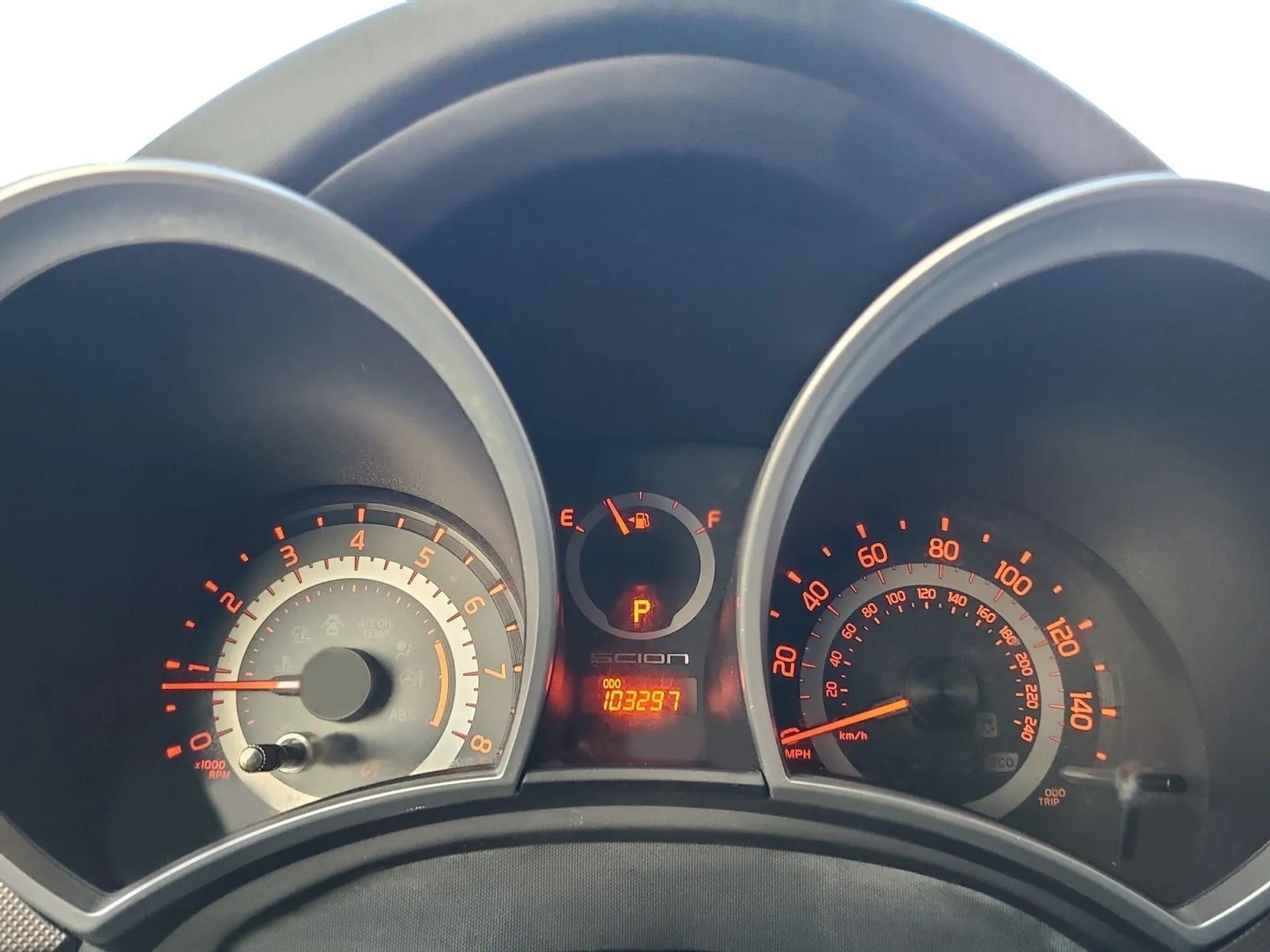 Scion tC 2dr HB Man (Natl) 2015