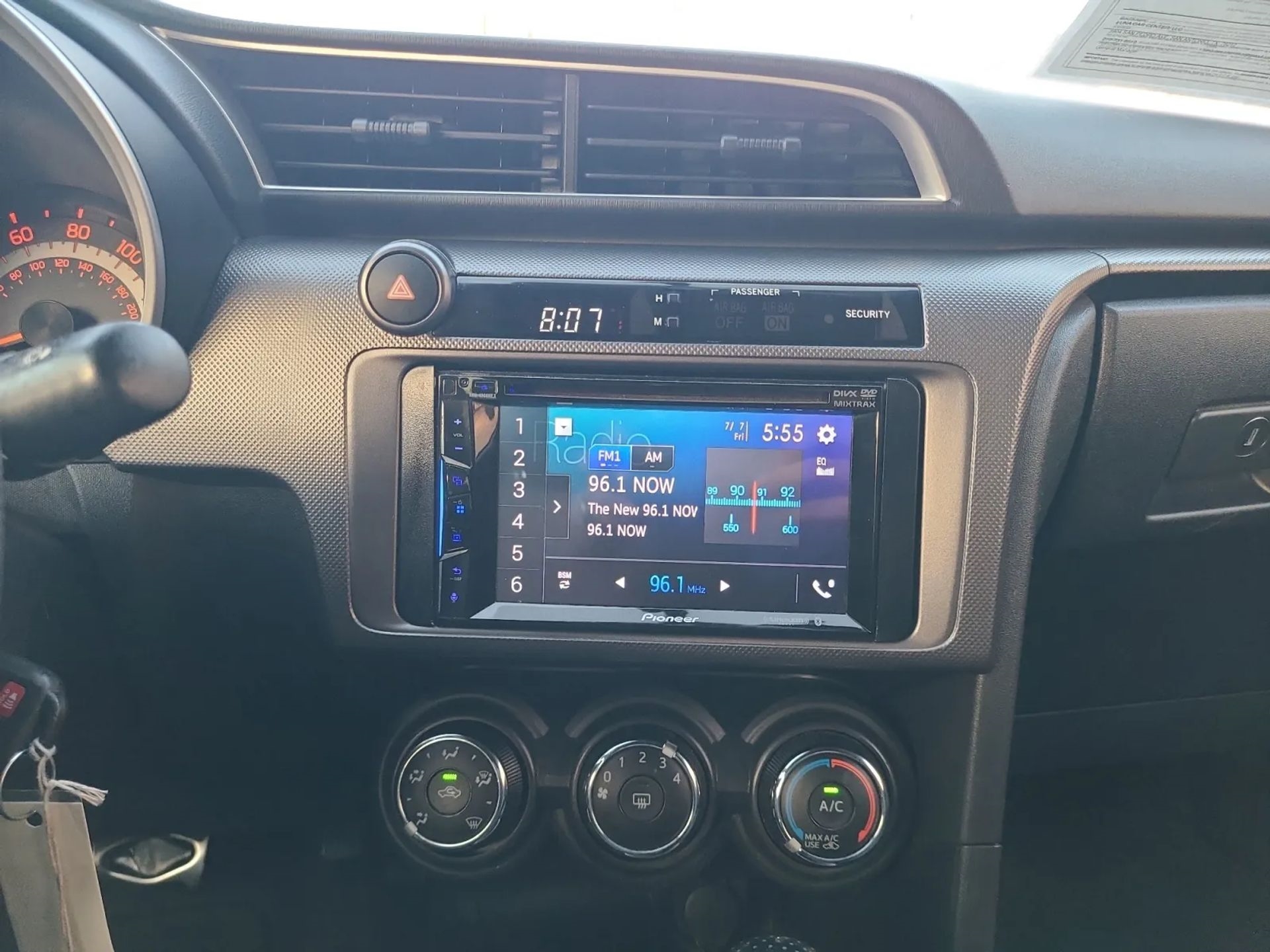 Scion tC 2dr HB Man (Natl) 2015