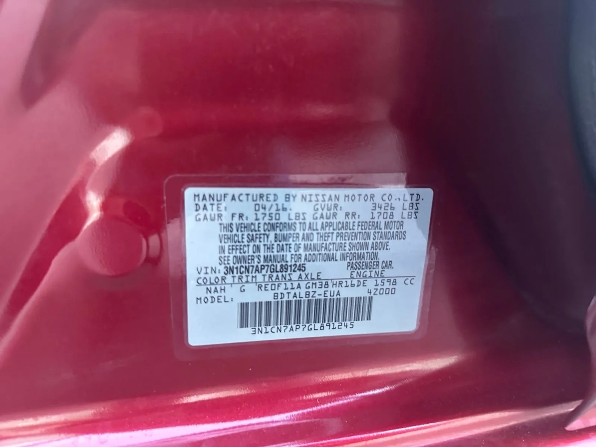 Nissan Versa 4dr Sdn CVT 1.6 SV 2016