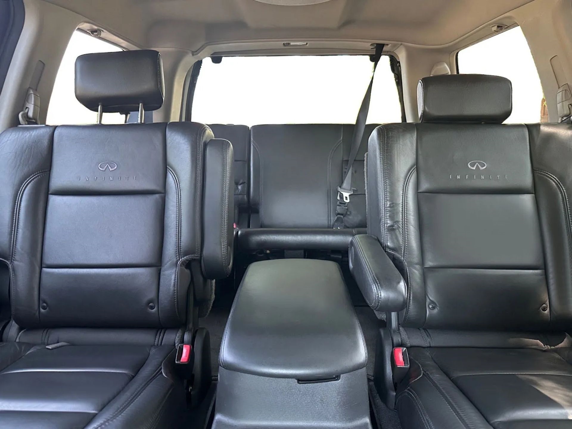 Infiniti QX56 4dr 2WD 2007