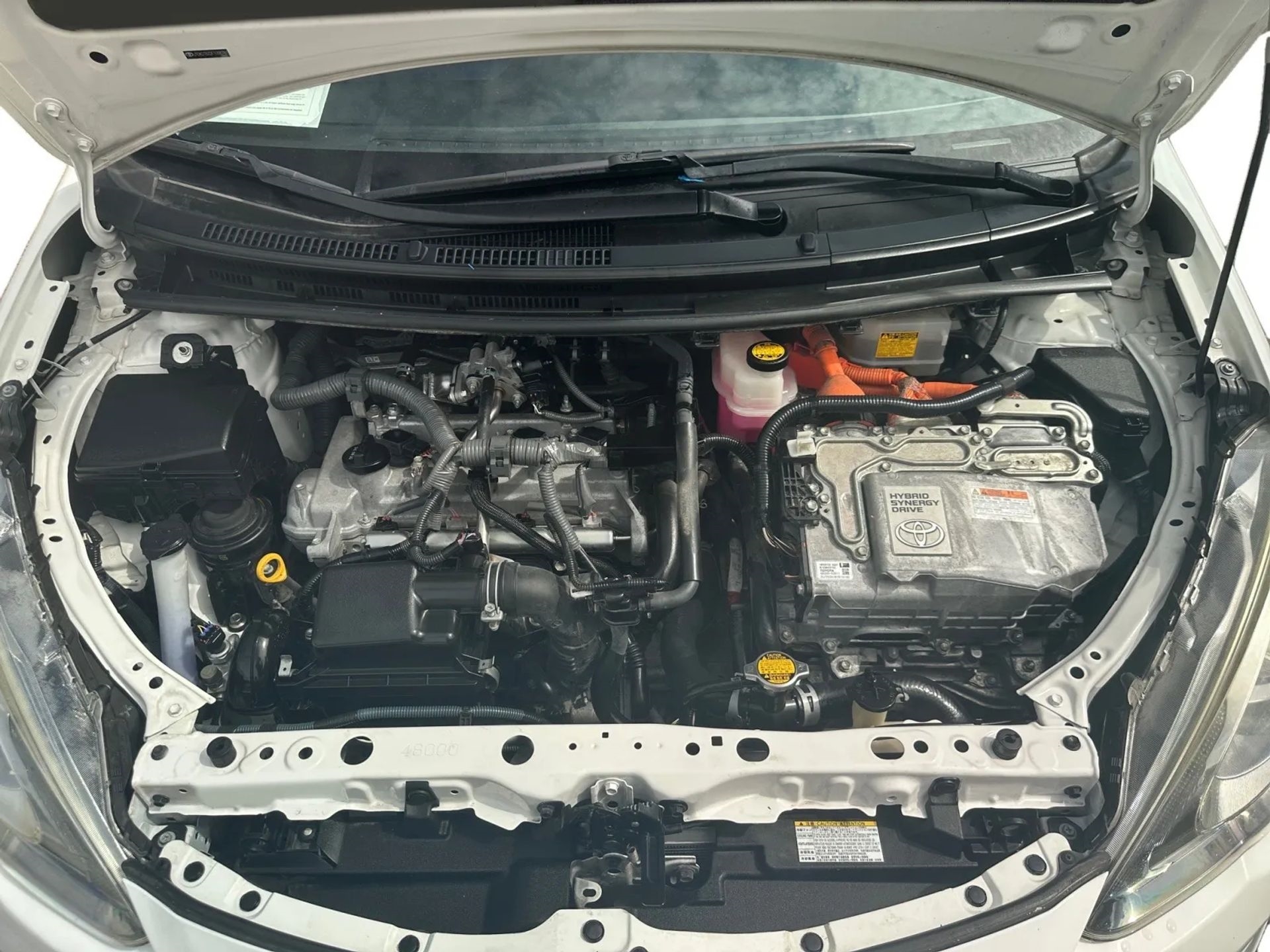 Toyota Prius c 5dr HB Three (Natl) 2015