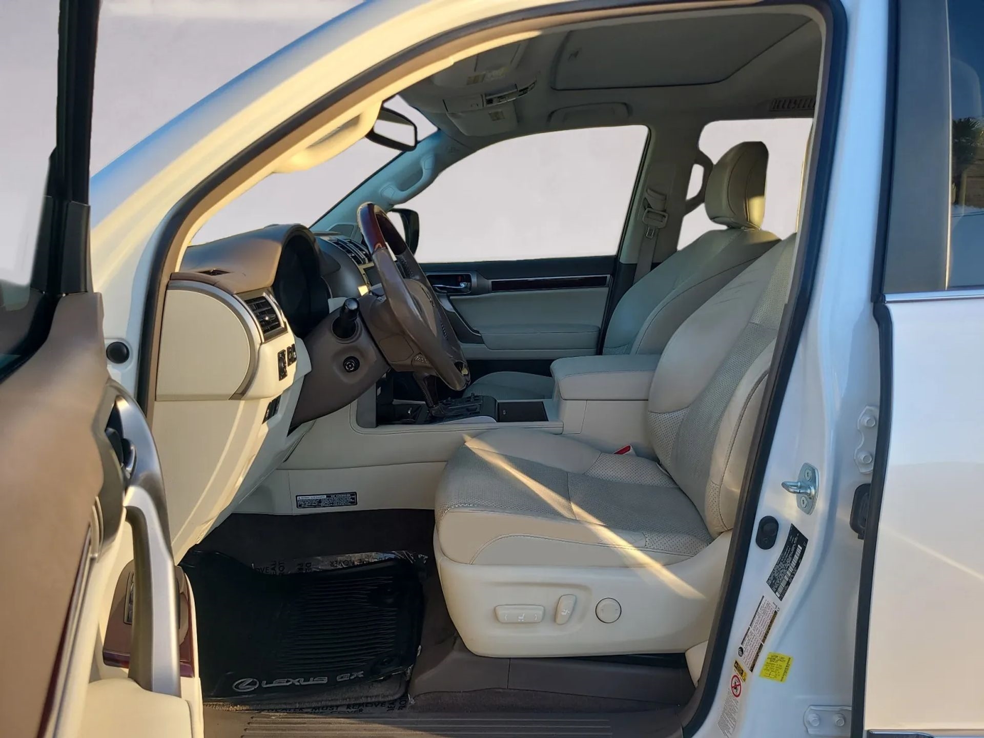 Lexus GX 460 4WD 4dr Luxury 2016