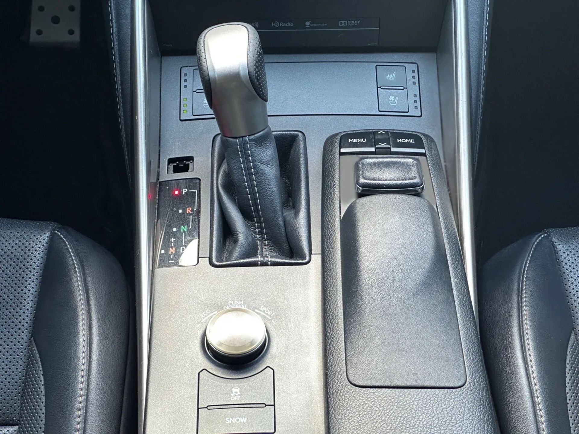 Lexus IS 200t 4dr Sdn 2016