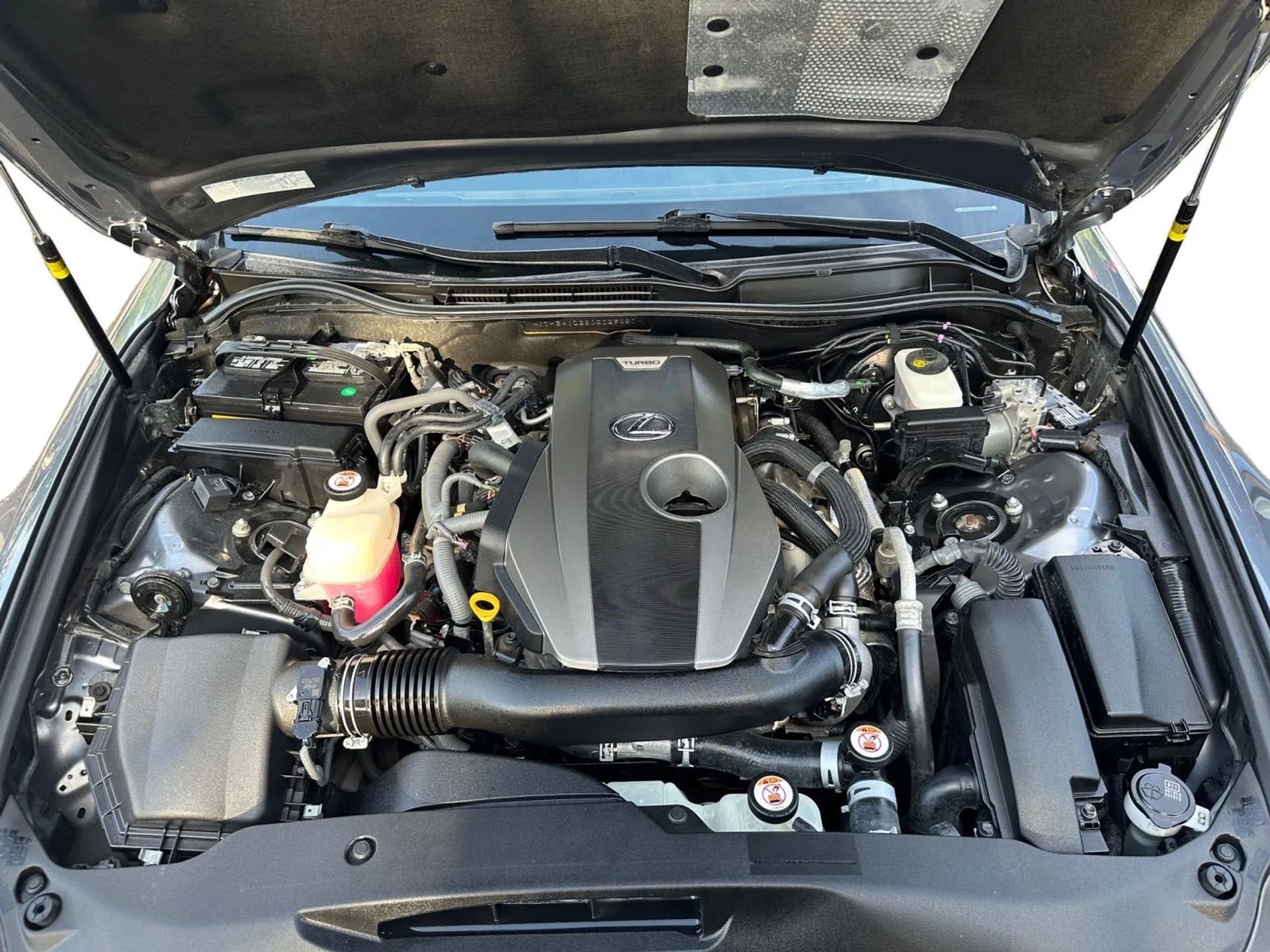 Lexus IS 200t 4dr Sdn 2016