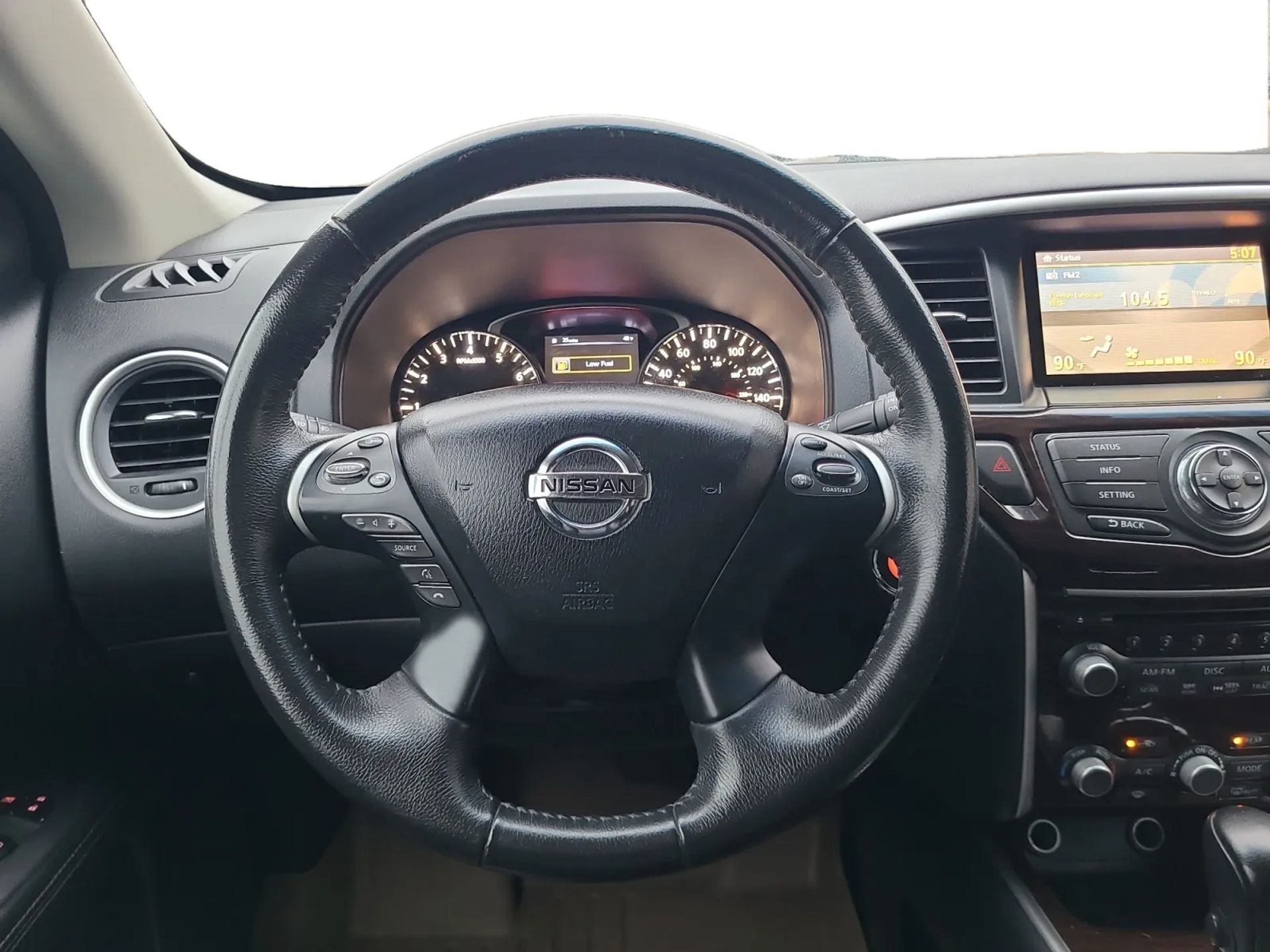 Nissan Pathfinder 2WD 4dr SL 2014
