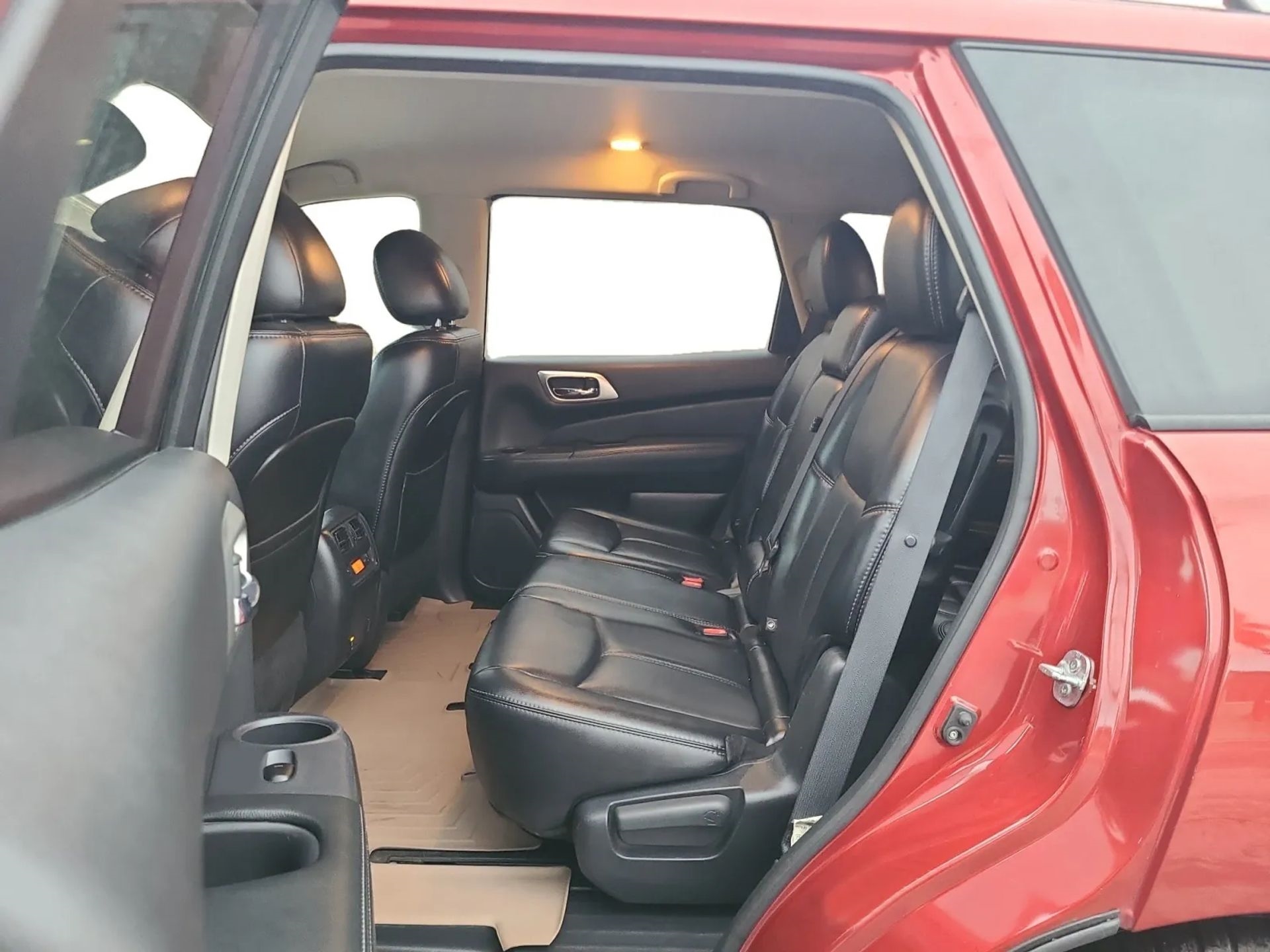 Nissan Pathfinder 2WD 4dr SL 2014