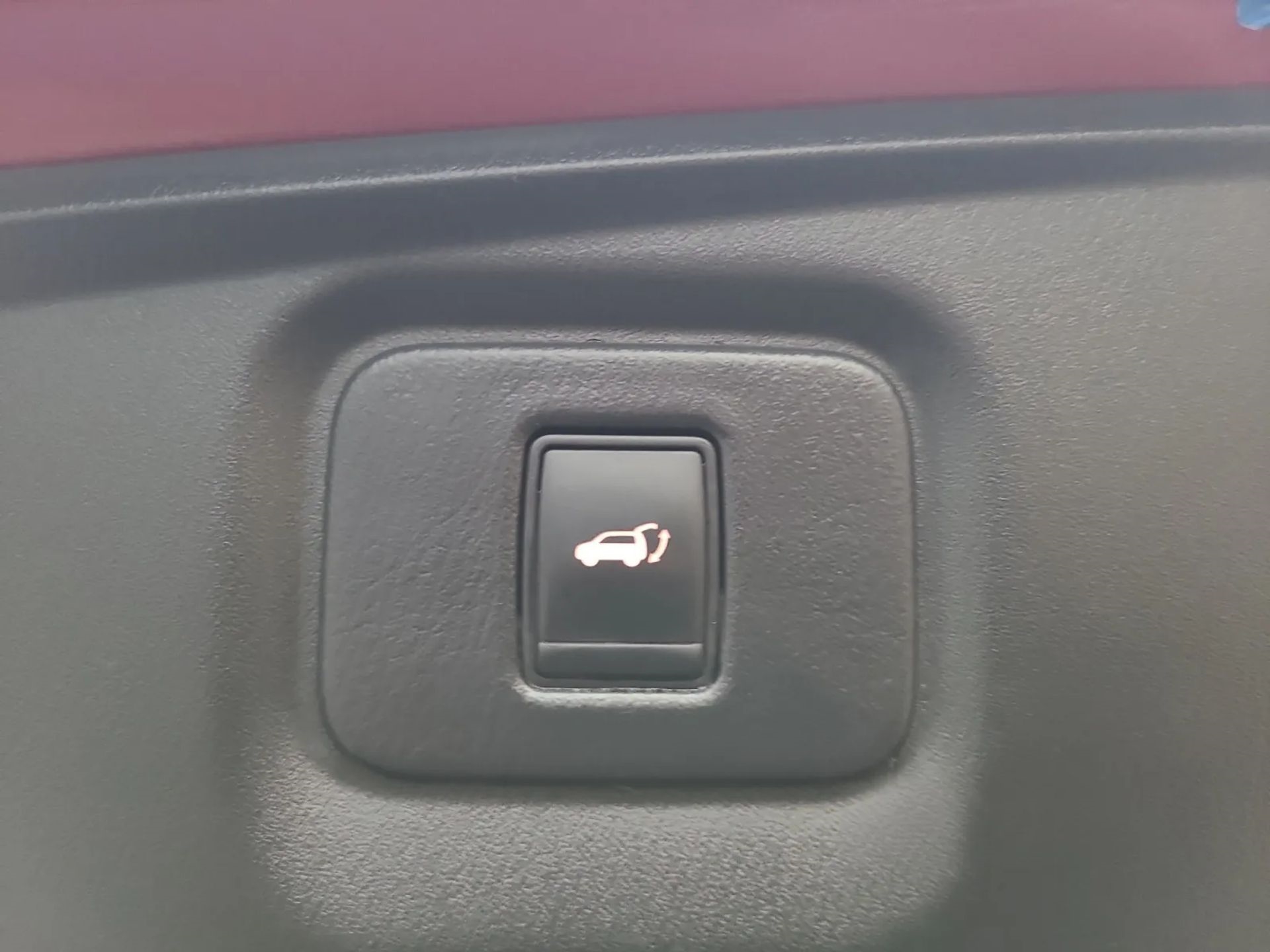 Nissan Pathfinder 2WD 4dr SL 2014