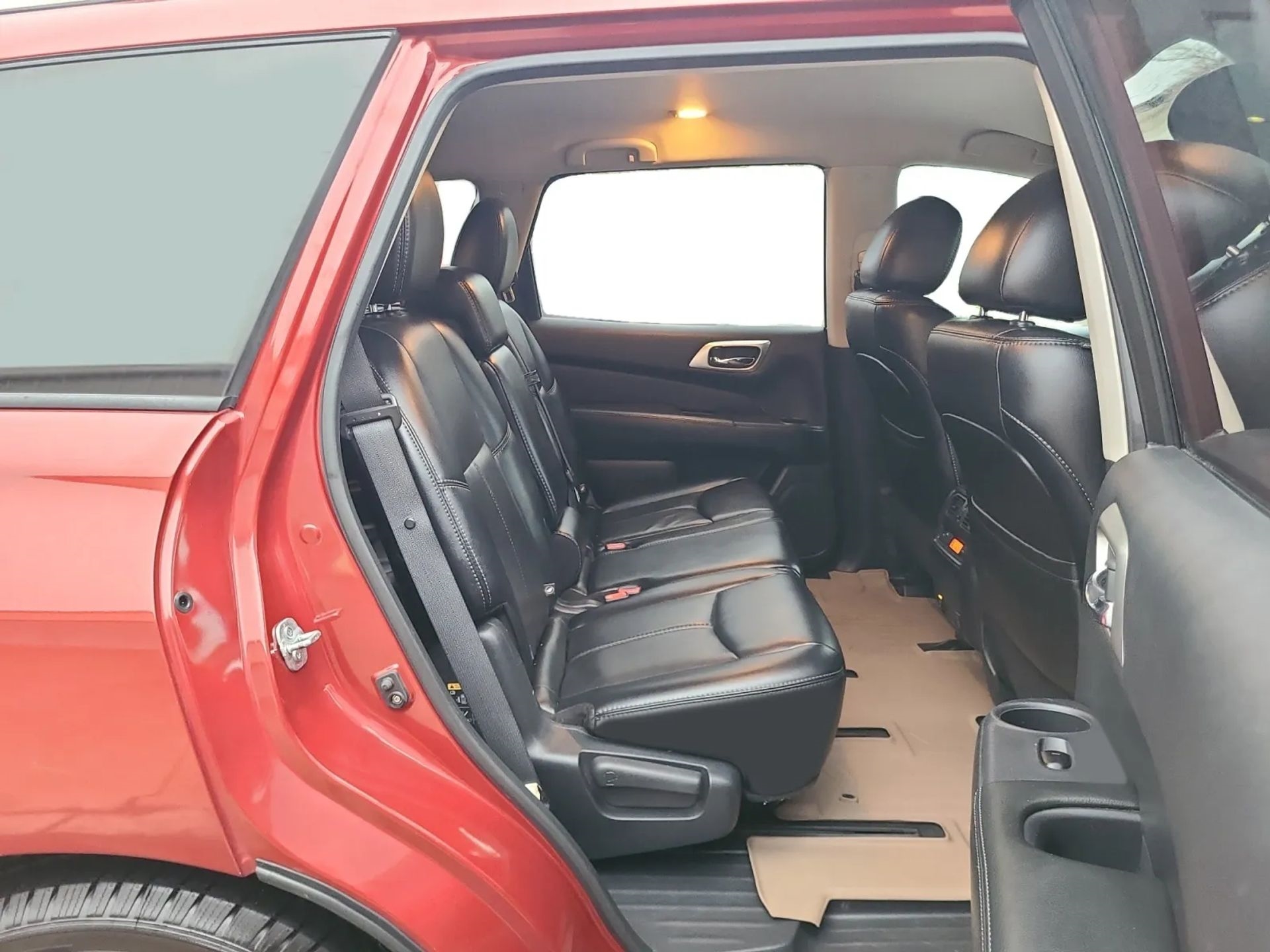 Nissan Pathfinder 2WD 4dr SL 2014