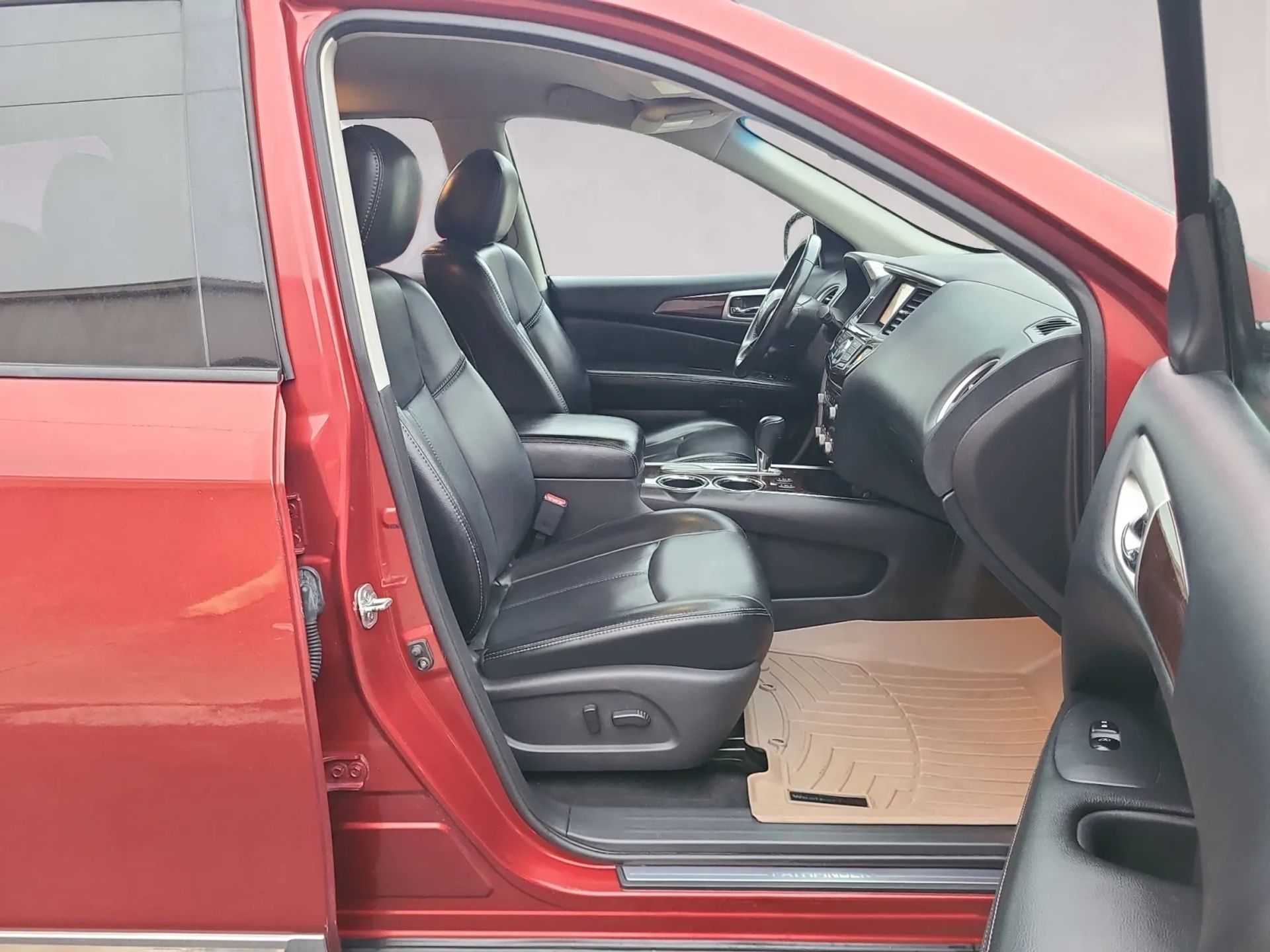 Nissan Pathfinder 2WD 4dr SL 2014