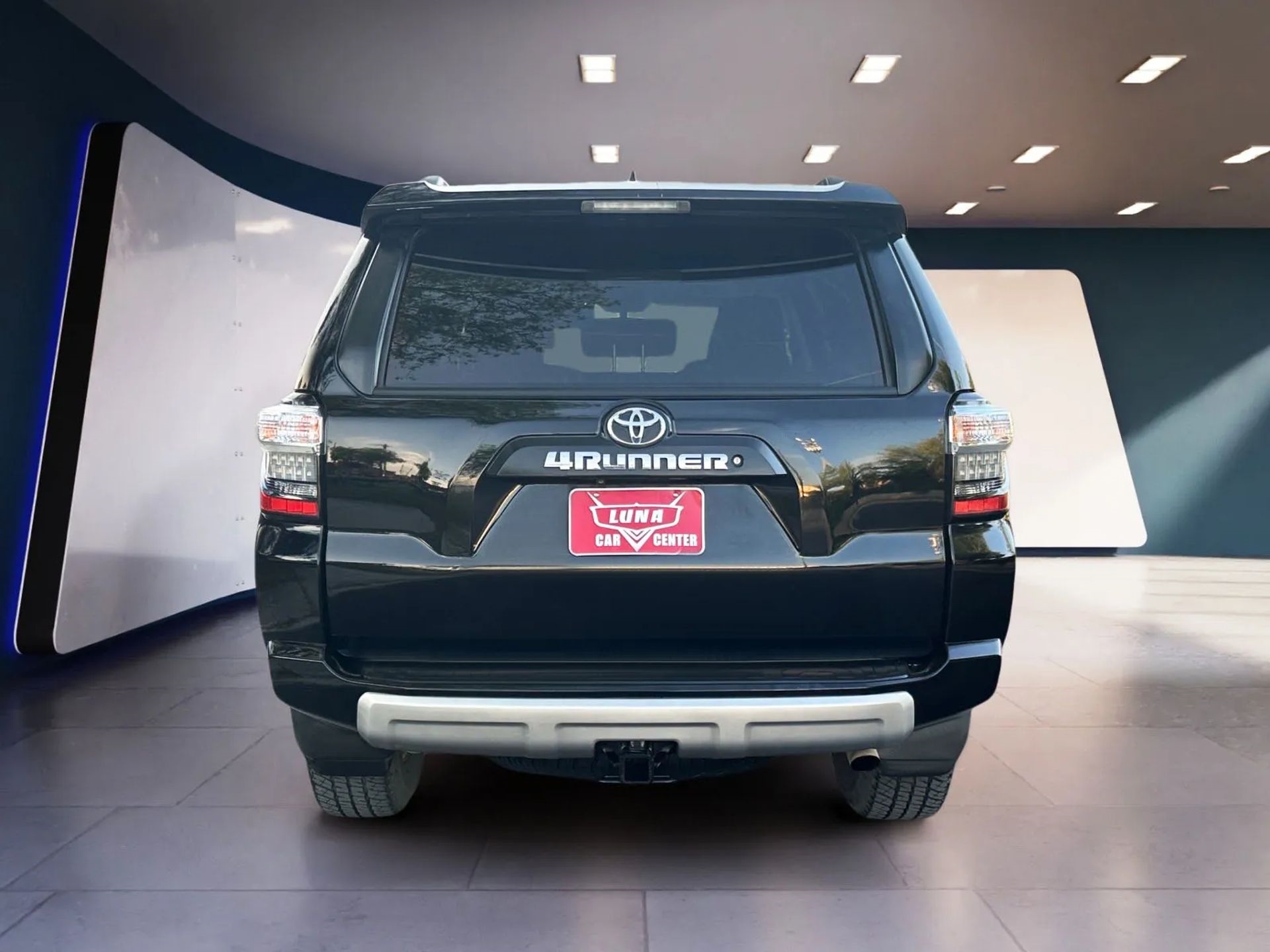 Toyota 4Runner 4WD 4dr V6 Trail Premium (Natl) 2015