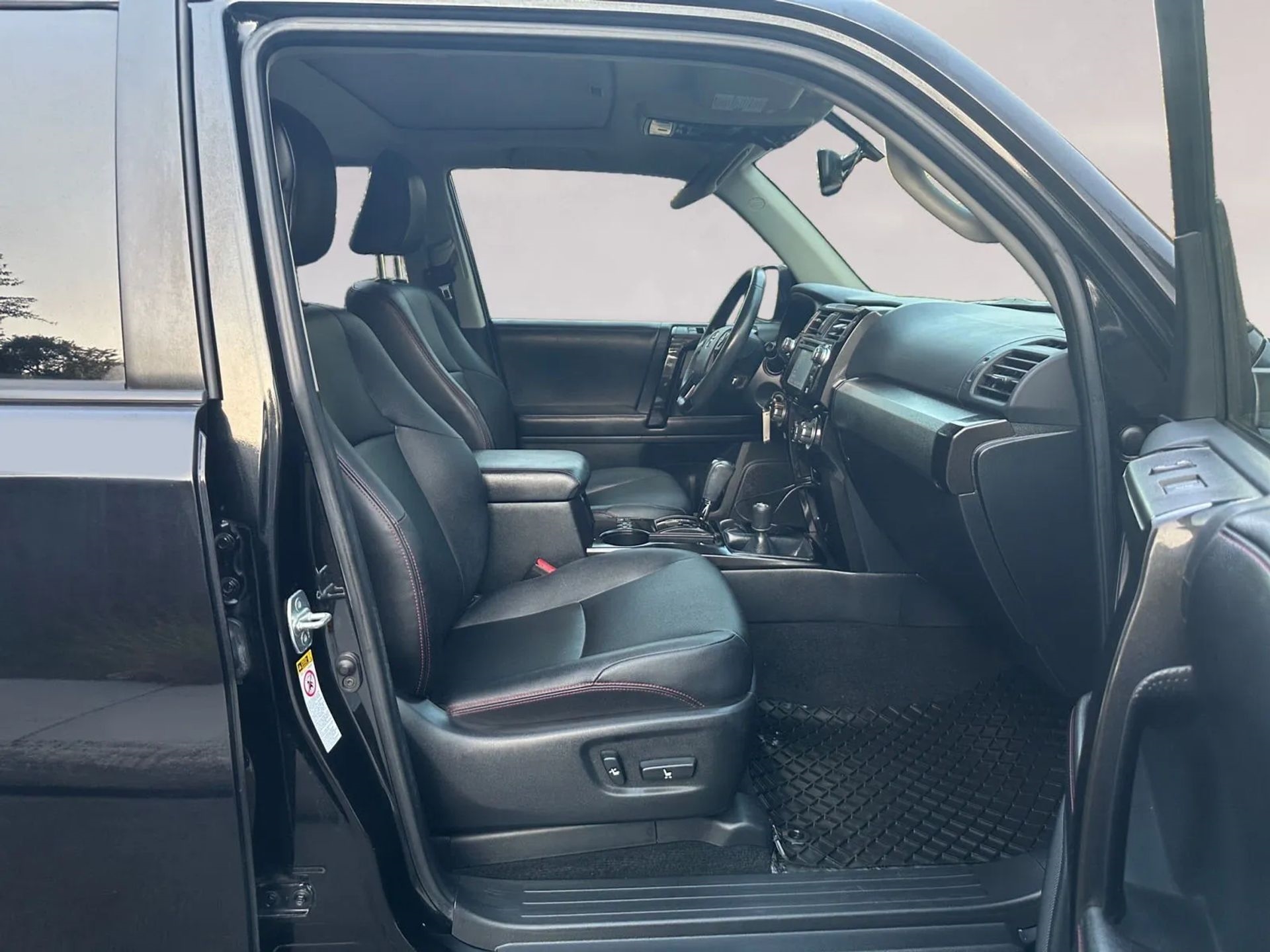 Toyota 4Runner 4WD 4dr V6 Trail Premium (Natl) 2015