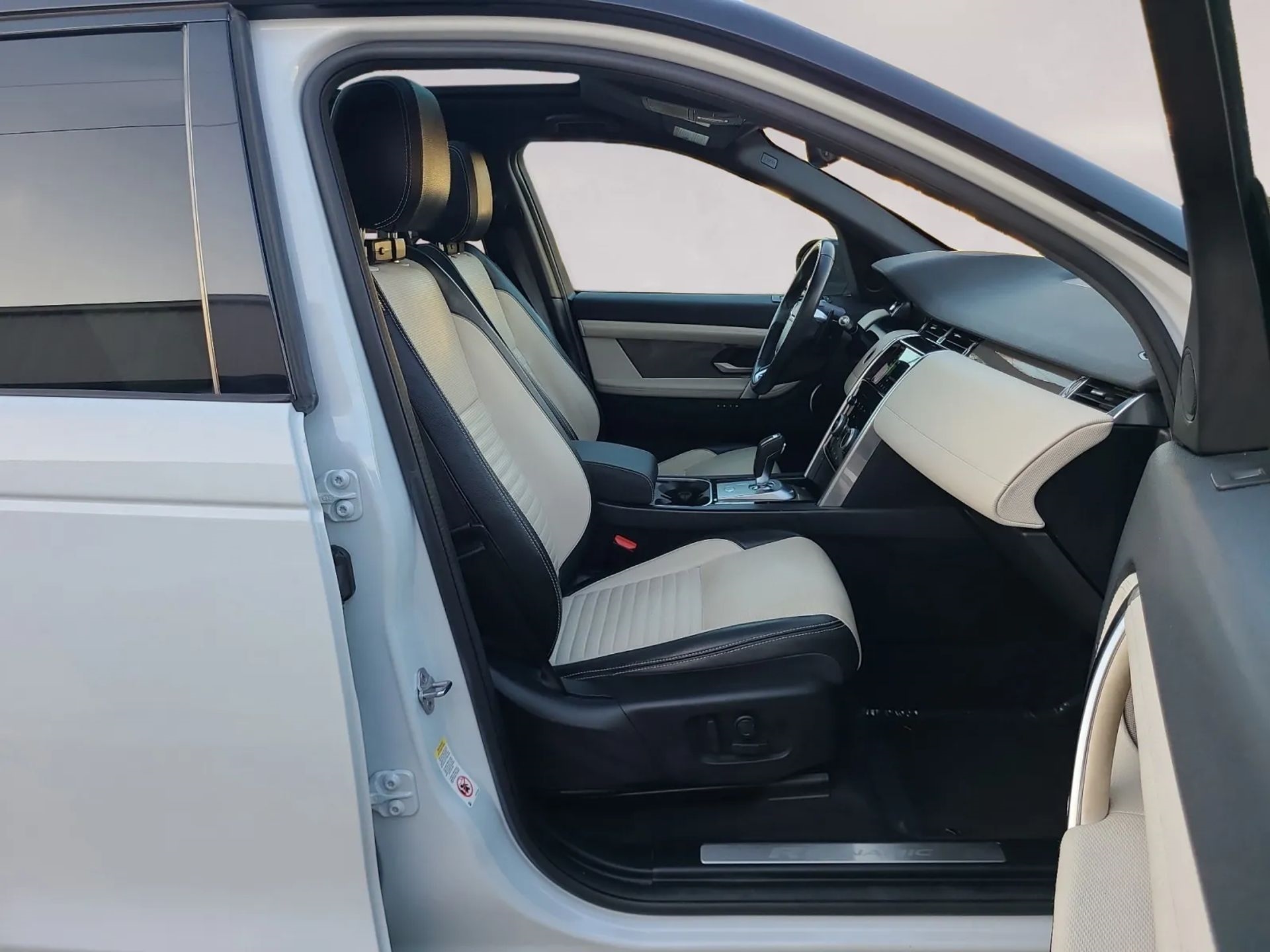 Land Rover Discovery Sport SE R-Dynamic 4WD 2020