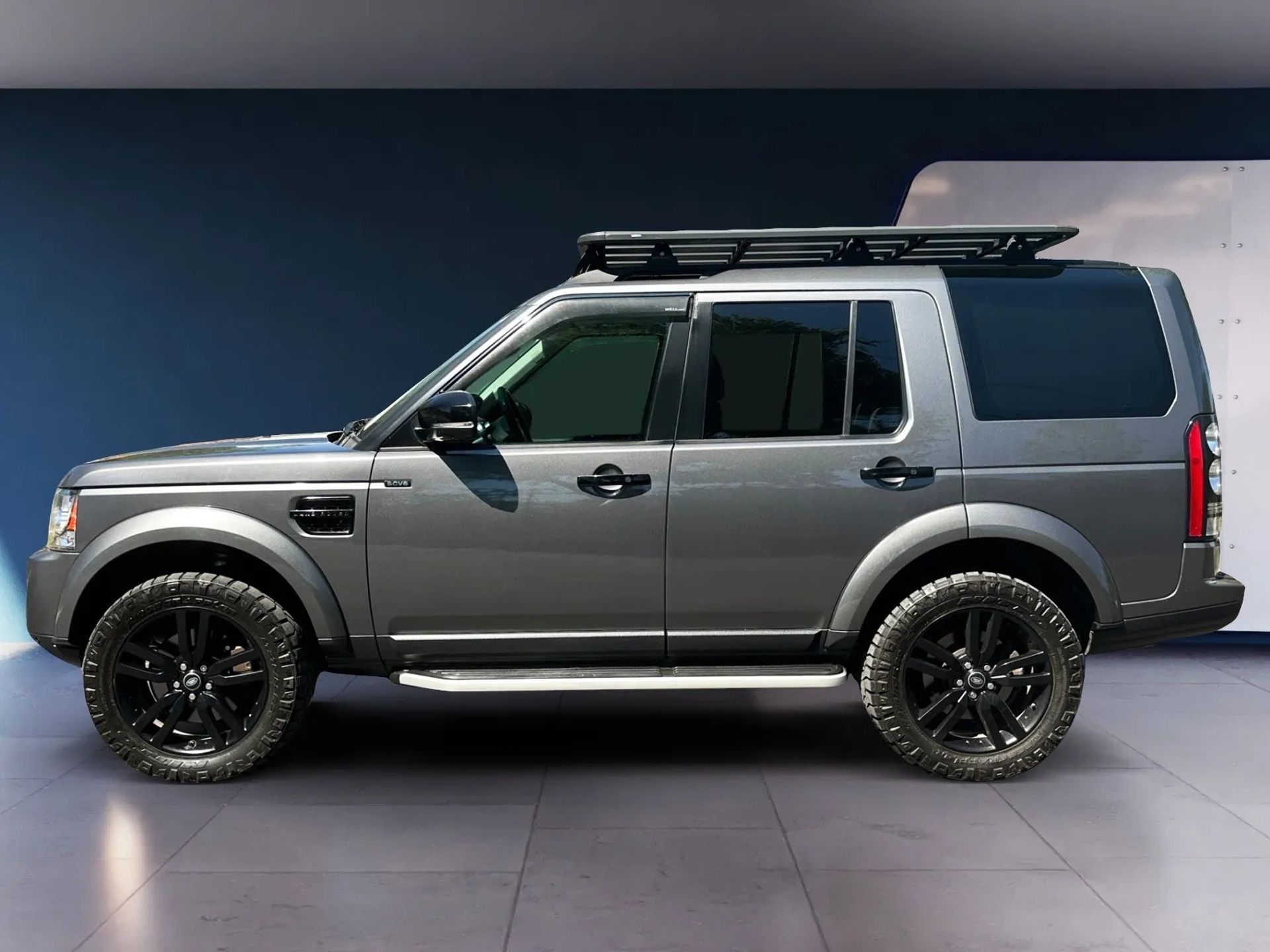 Land Rover LR4 4WD 4dr LUX 2015