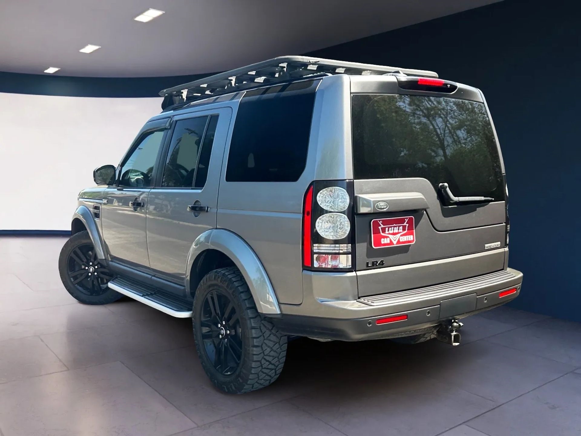 Land Rover LR4 4WD 4dr LUX 2015
