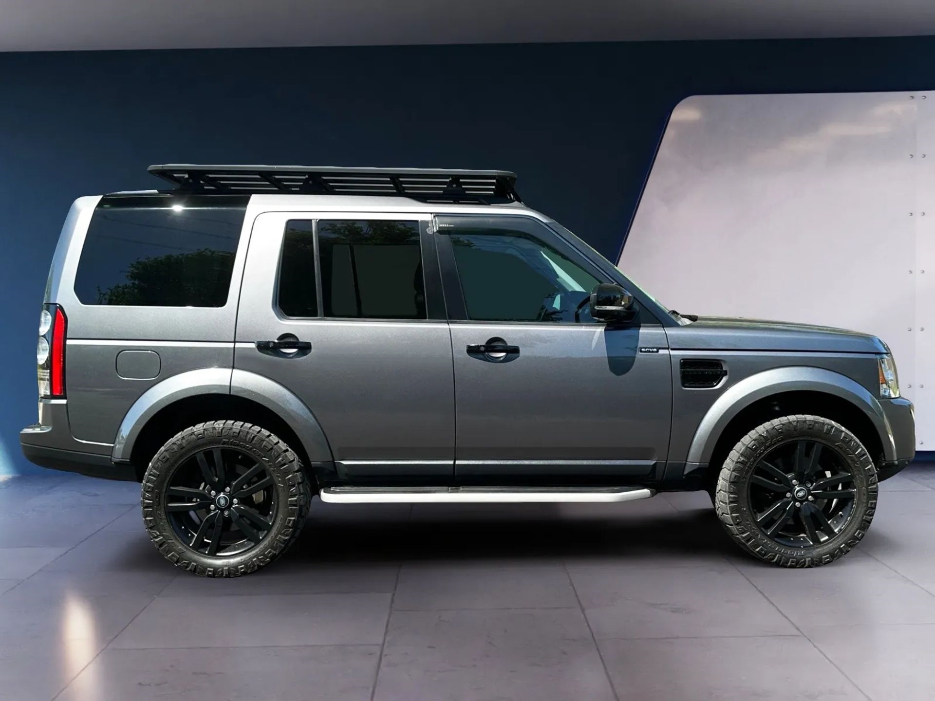 Land Rover LR4 4WD 4dr LUX 2015