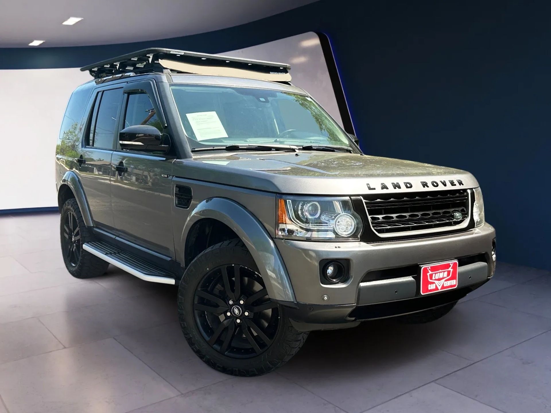 Land Rover LR4 4WD 4dr LUX 2015