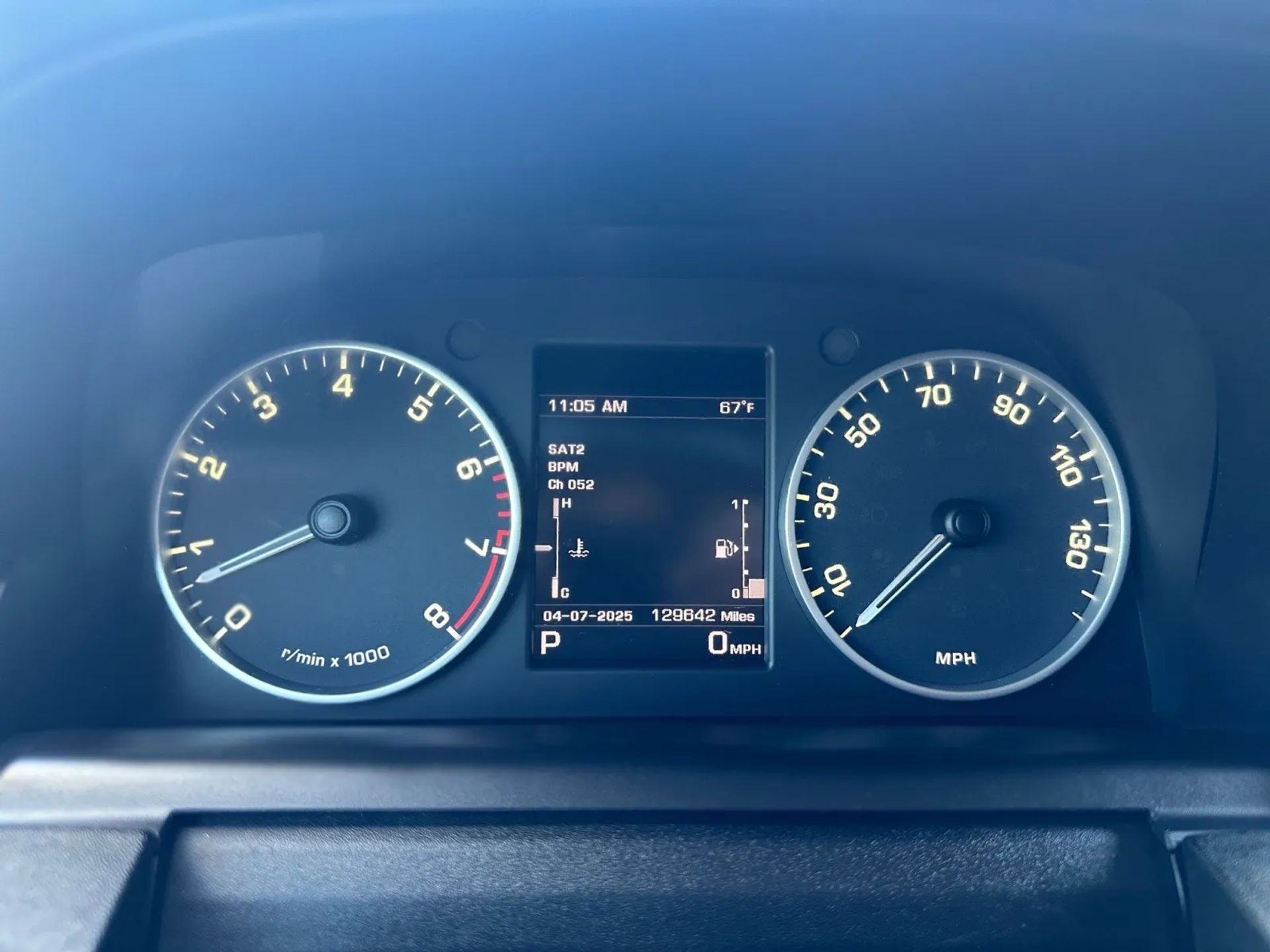 Land Rover LR4 4WD 4dr LUX 2015