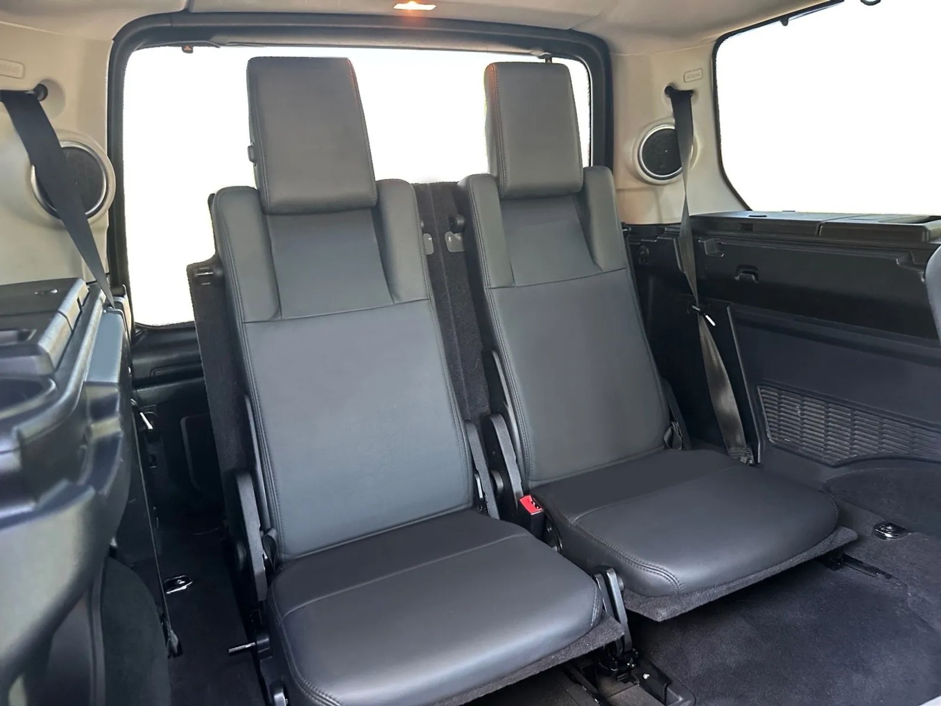 Land Rover LR4 4WD 4dr LUX 2015