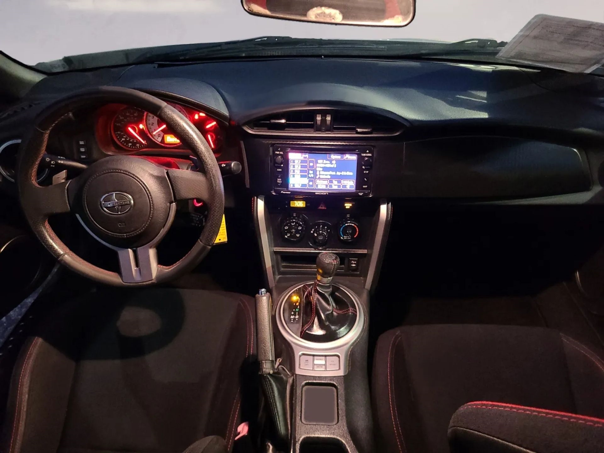 Scion FR-S 2dr Cpe Auto (Natl) 2014