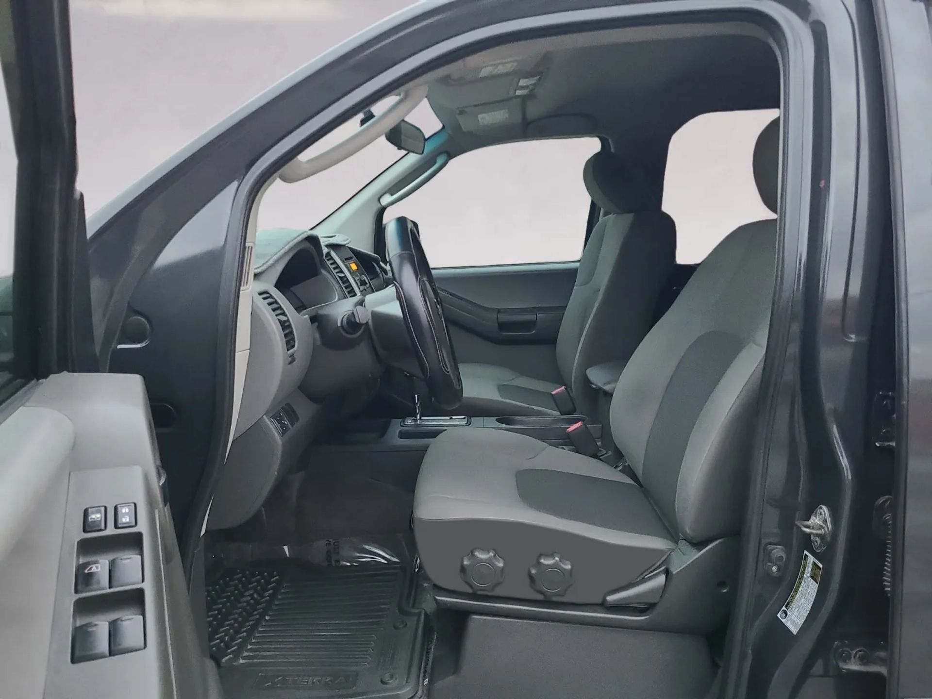 Nissan Xterra 2WD 4dr Auto S 2010