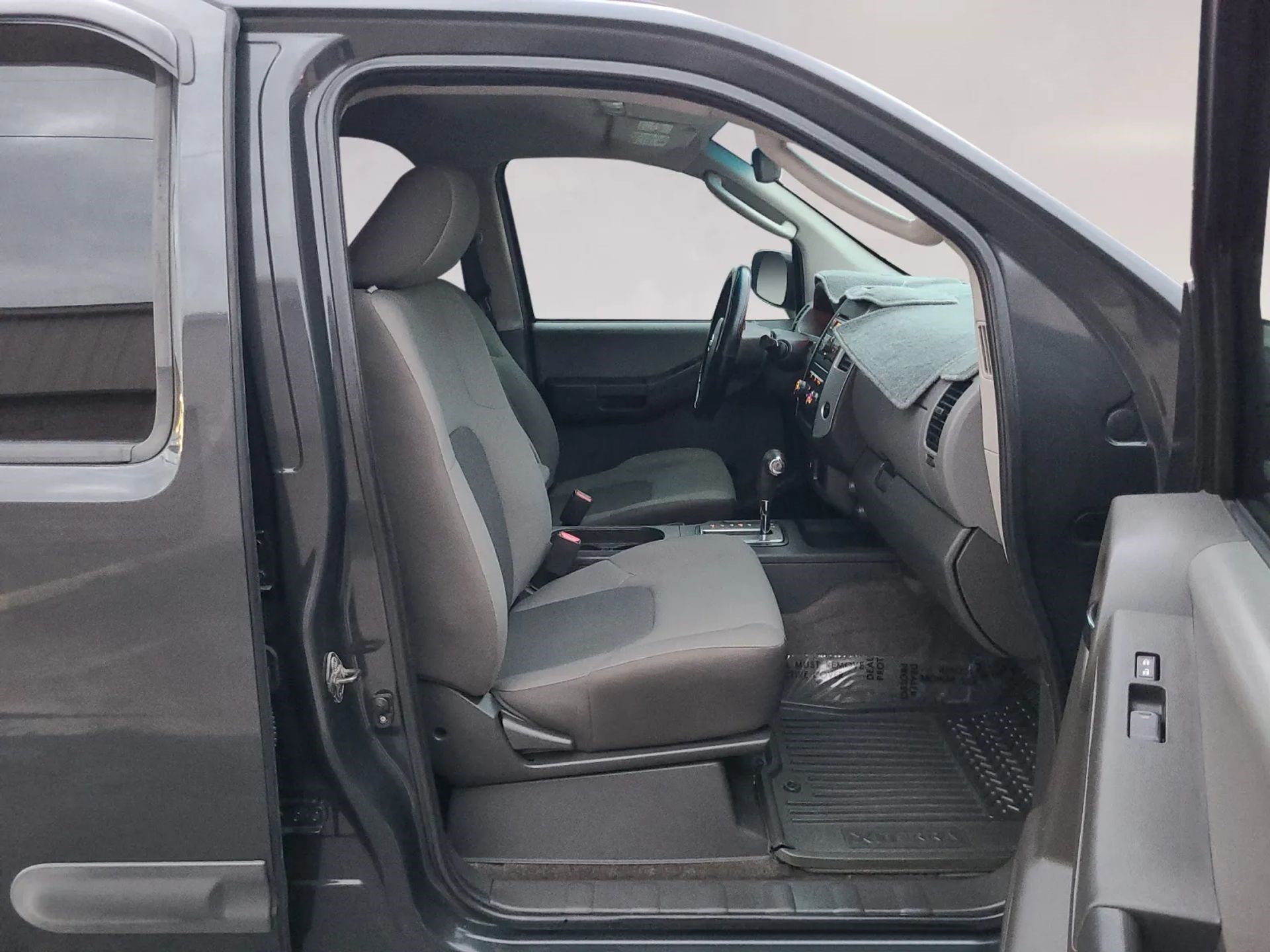 Nissan Xterra 2WD 4dr Auto S 2010