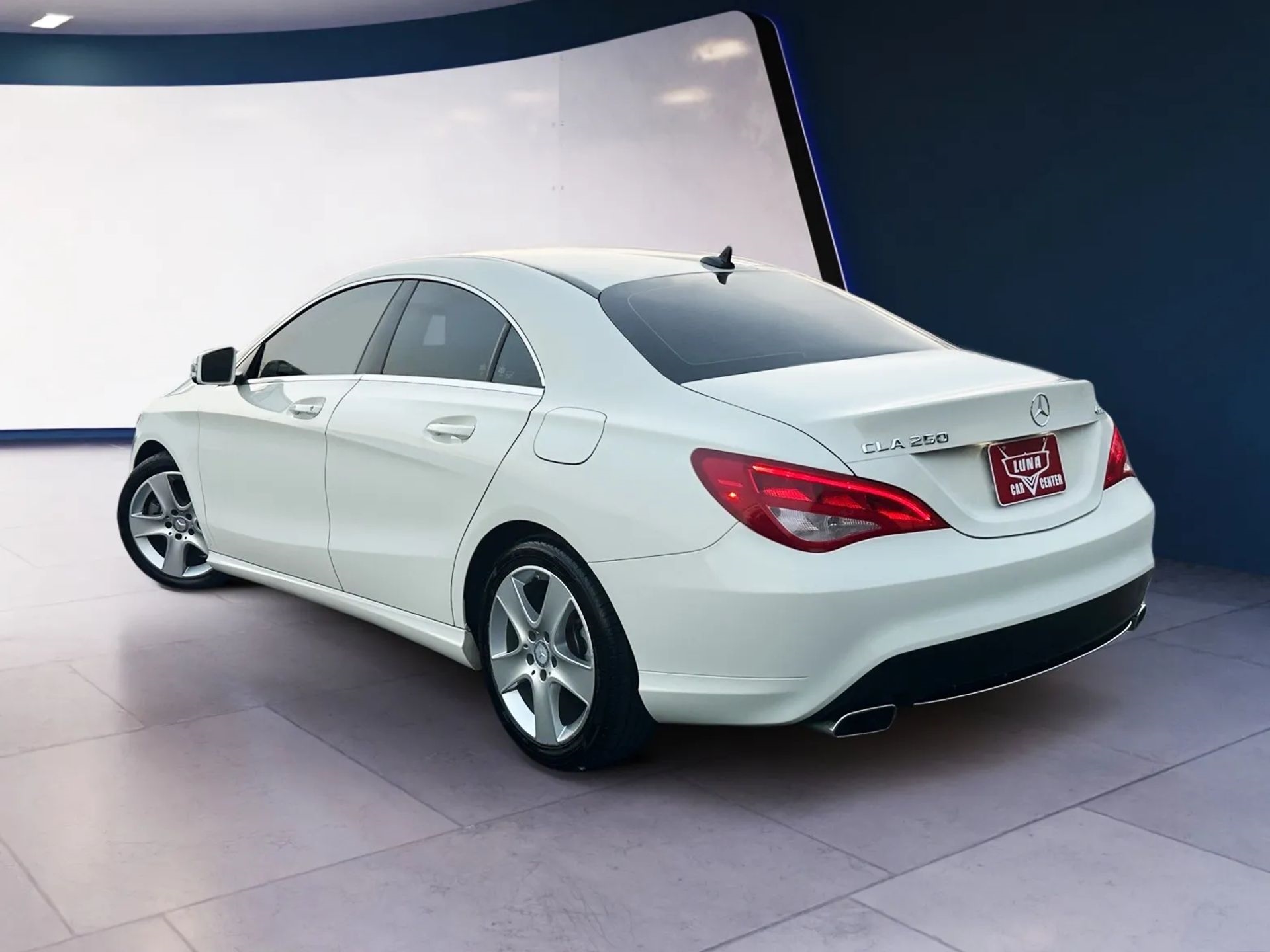 Mercedes-Benz CLA 4dr Sdn CLA 250 4MATIC 2016