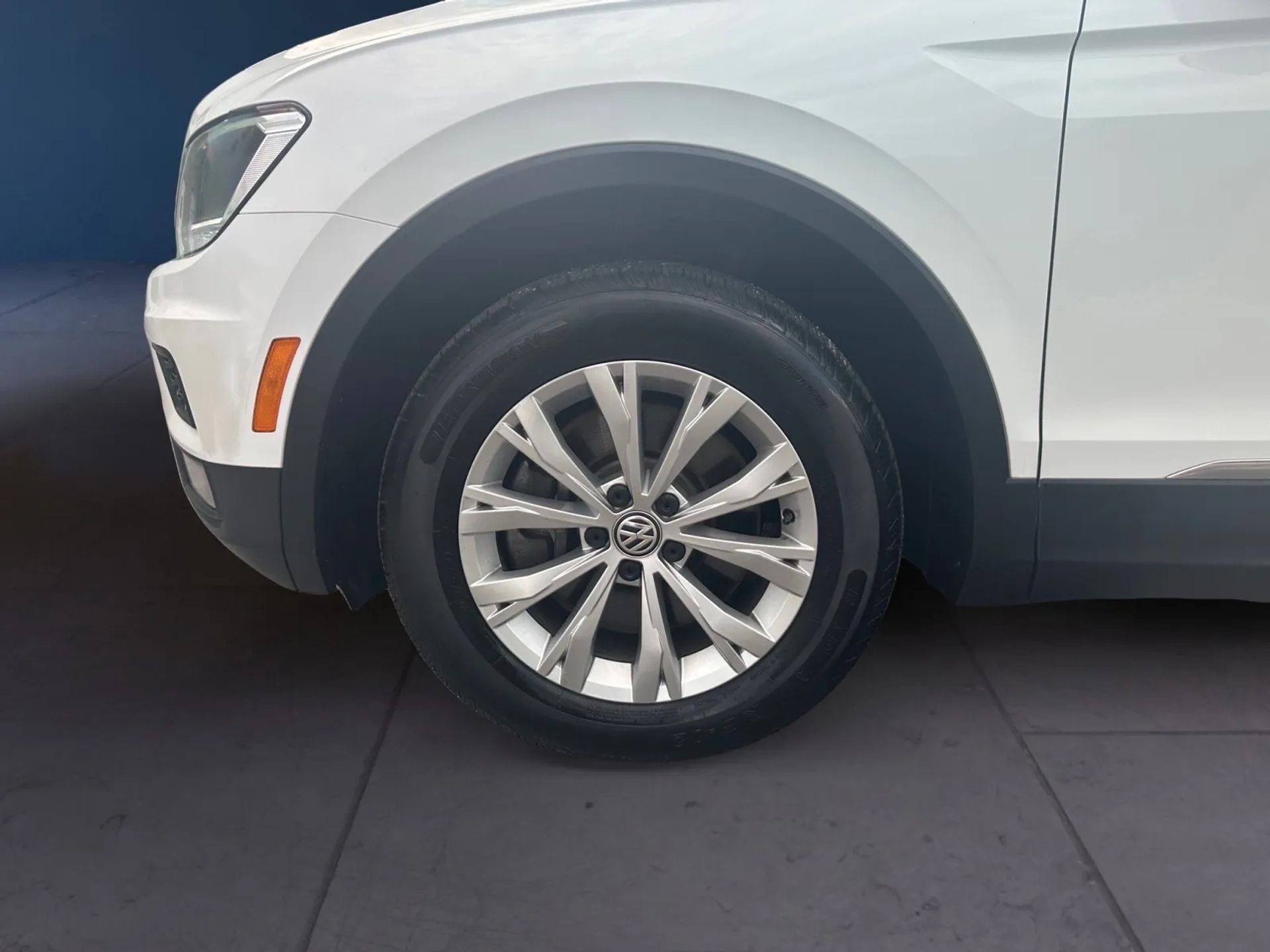 Volkswagen Tiguan 2.0T SEL FWD 2018