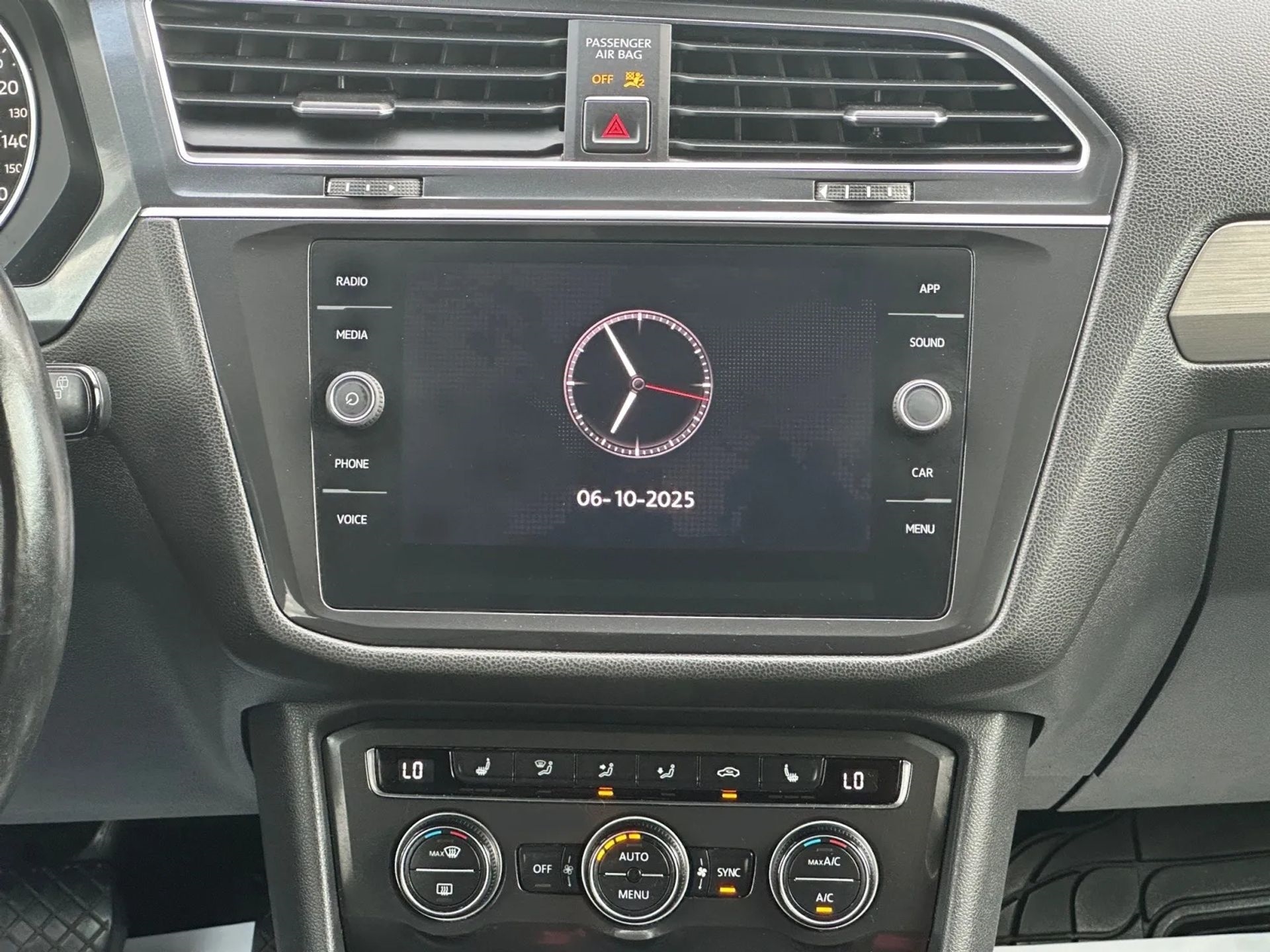 Volkswagen Tiguan 2.0T SEL FWD 2018