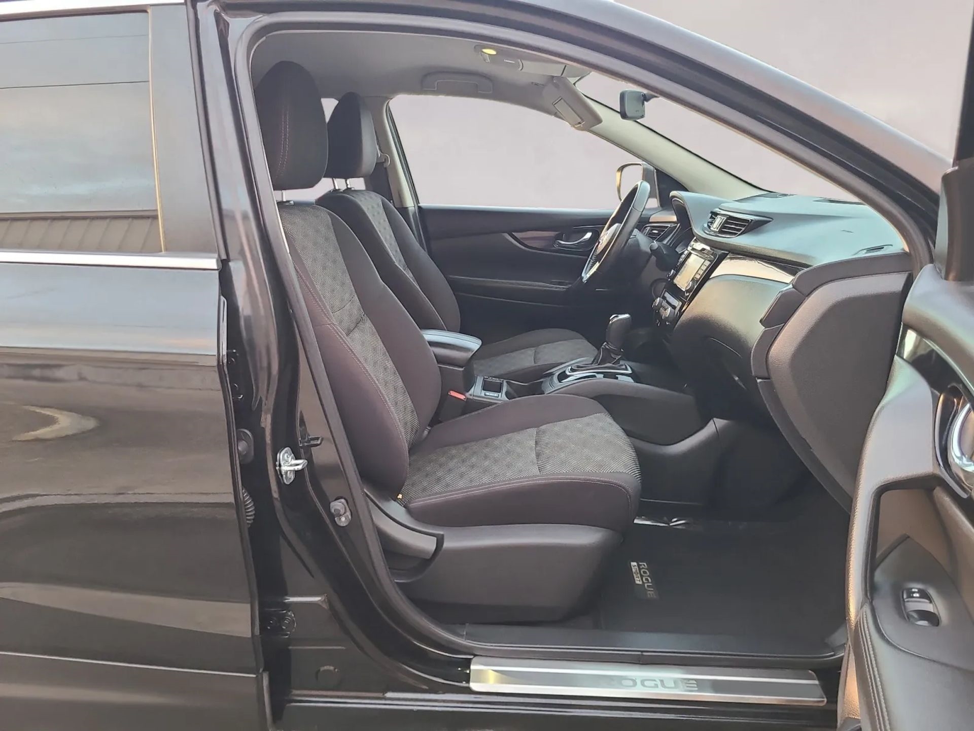 Nissan Rogue Sport AWD SV 2017