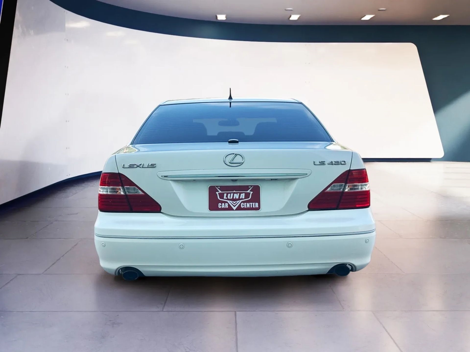 Lexus LS 430 4dr Sdn 2004