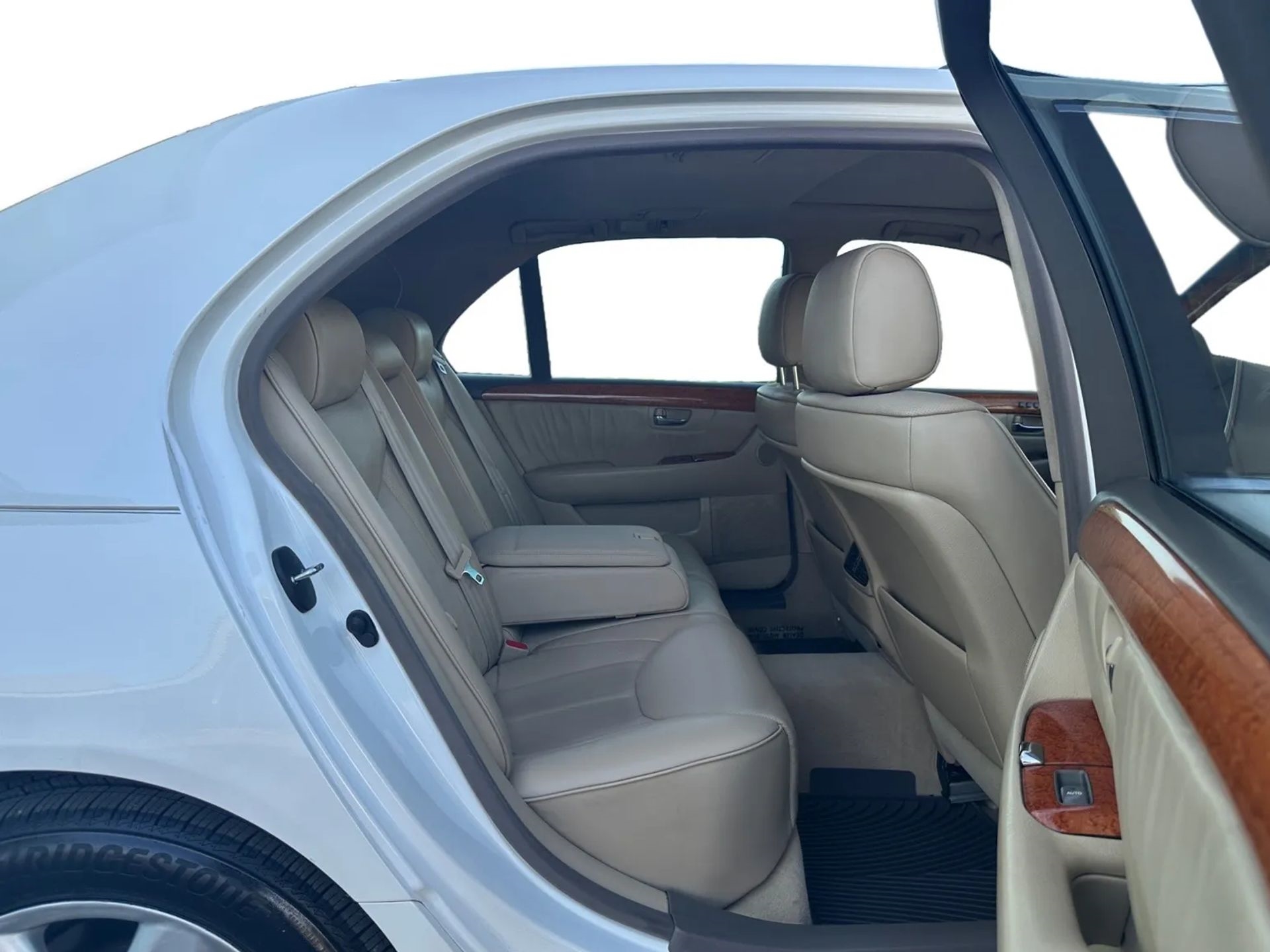 Lexus LS 430 4dr Sdn 2004