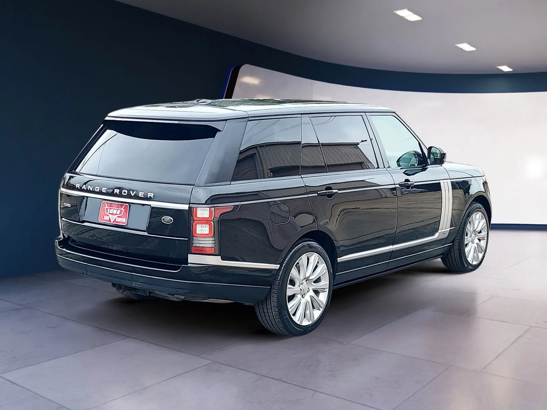 Land Rover Range Rover 4WD 4dr Supercharged LWB 2015