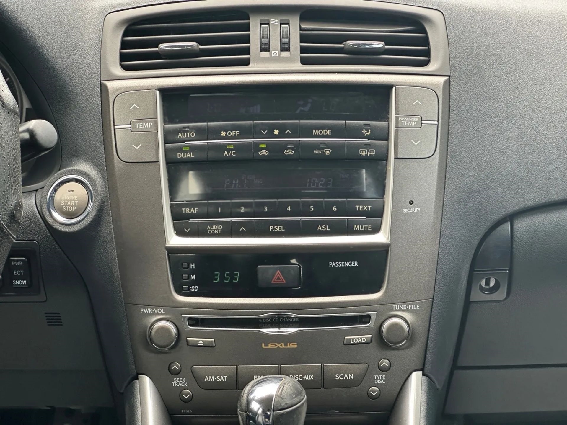 Lexus IS 250 4dr Sport Sdn Man RWD 2009