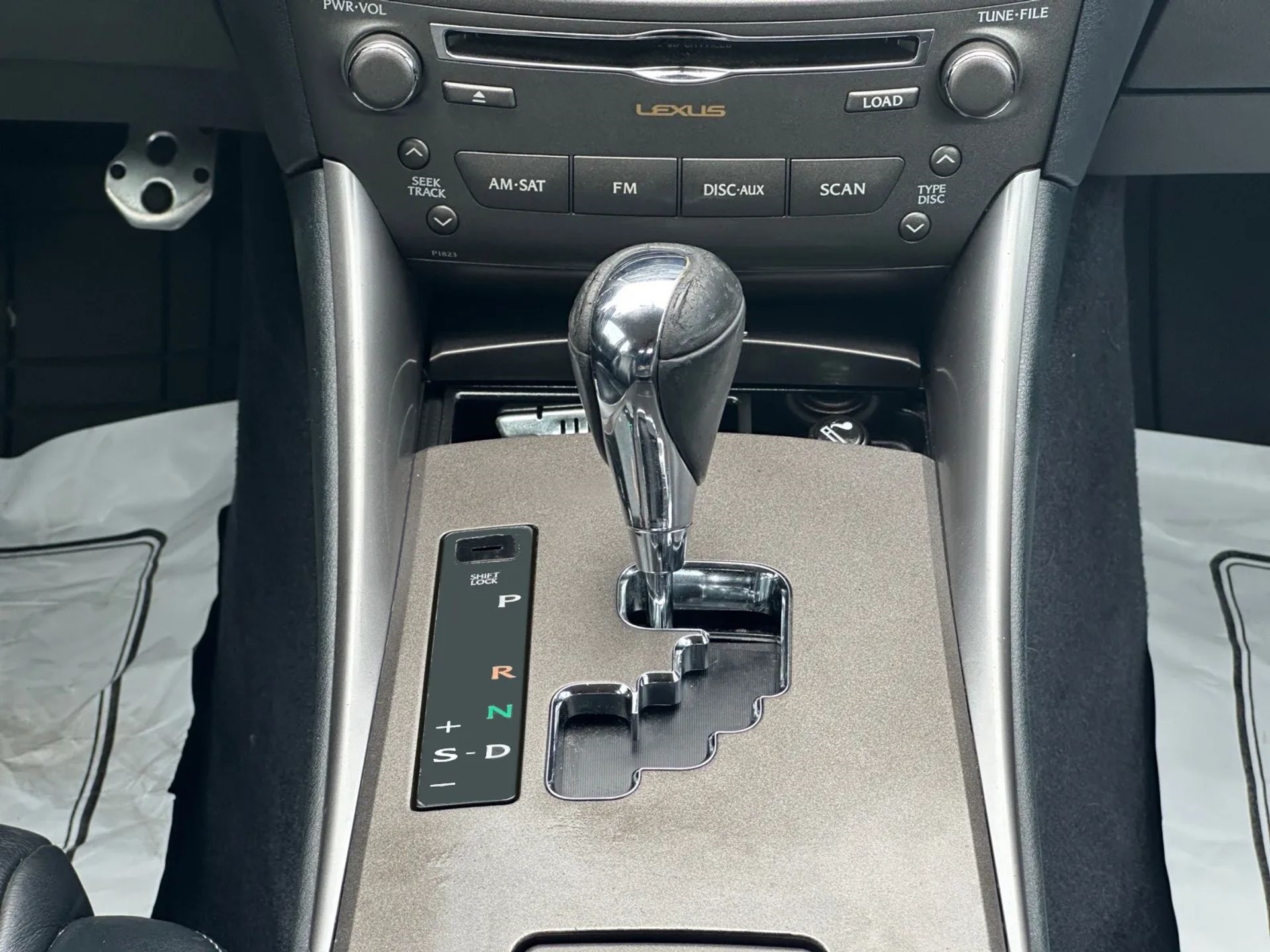 Lexus IS 250 4dr Sport Sdn Man RWD 2009