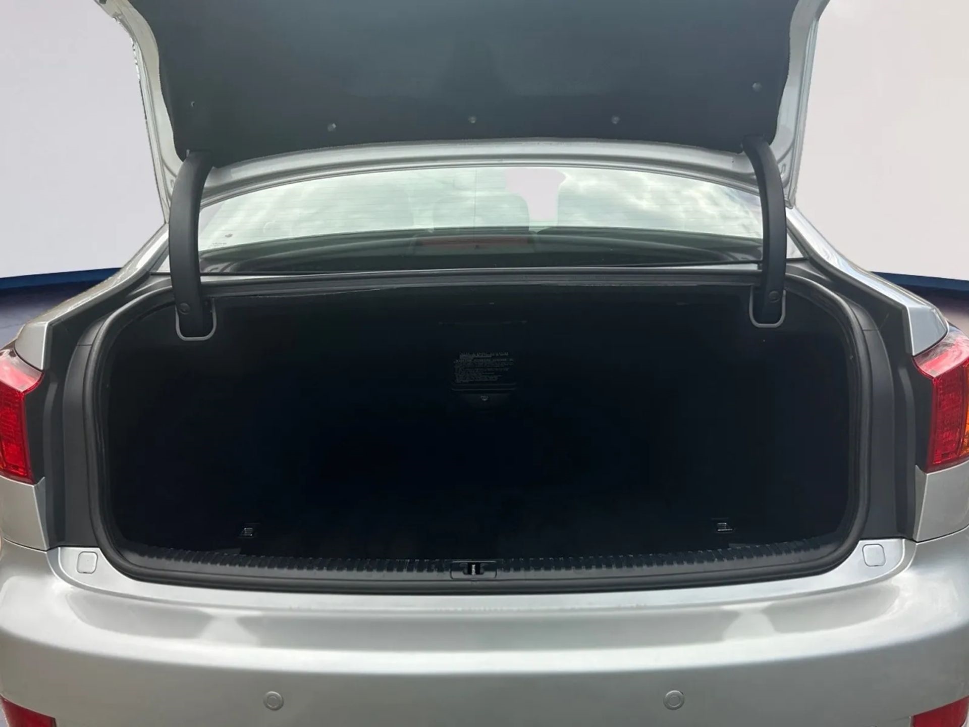 Lexus IS 250 4dr Sport Sdn Man RWD 2009