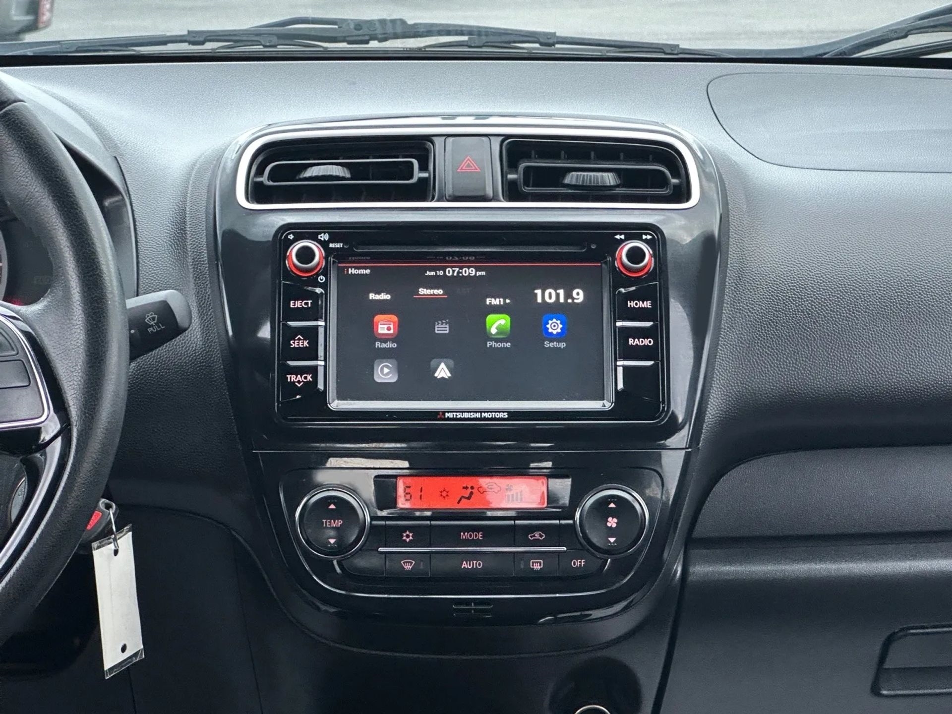 Mitsubishi Mirage G4 SE CVT 2020