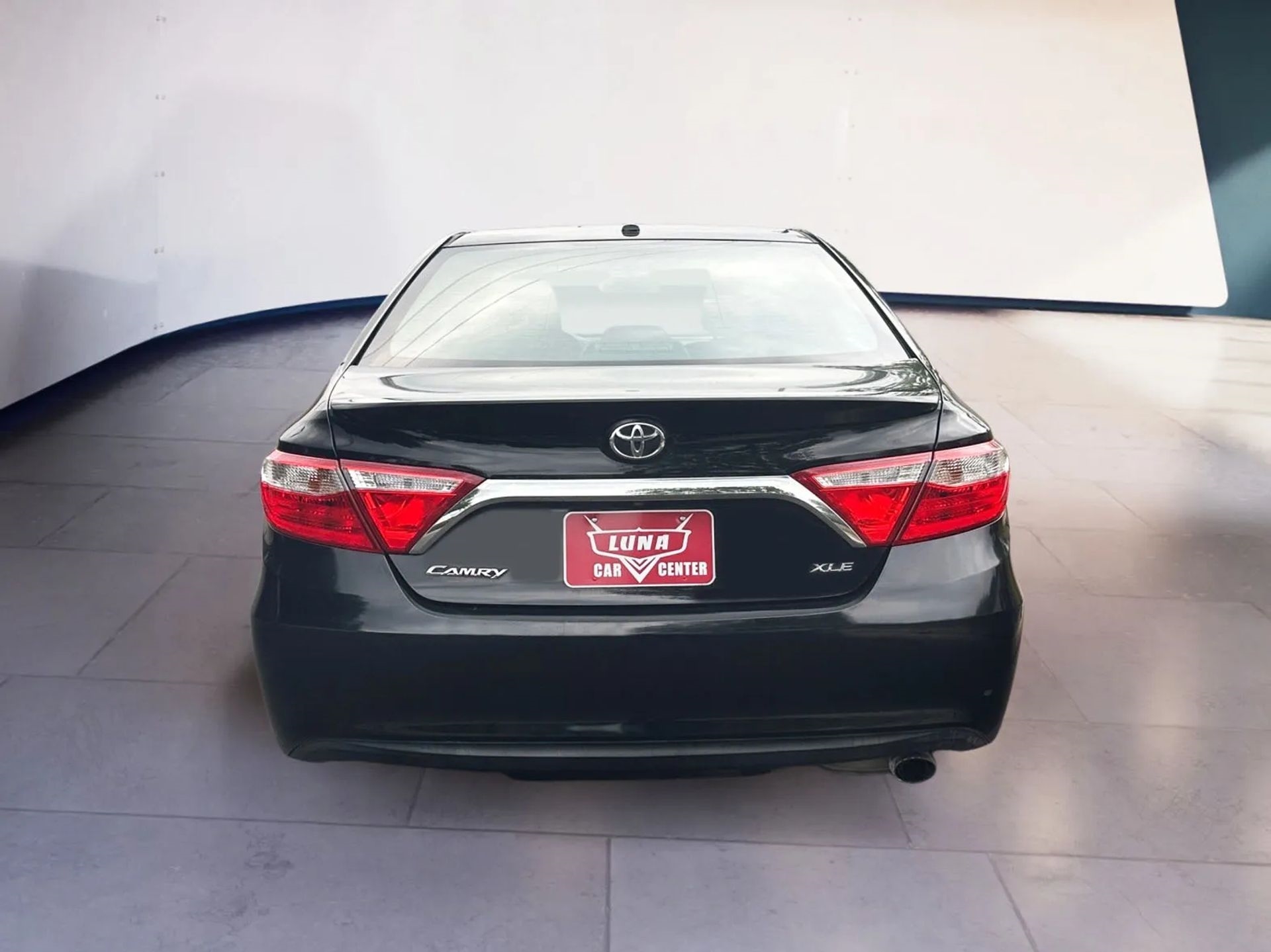 Toyota Camry 4dr Sdn I4 Auto XLE (Natl) 2015
