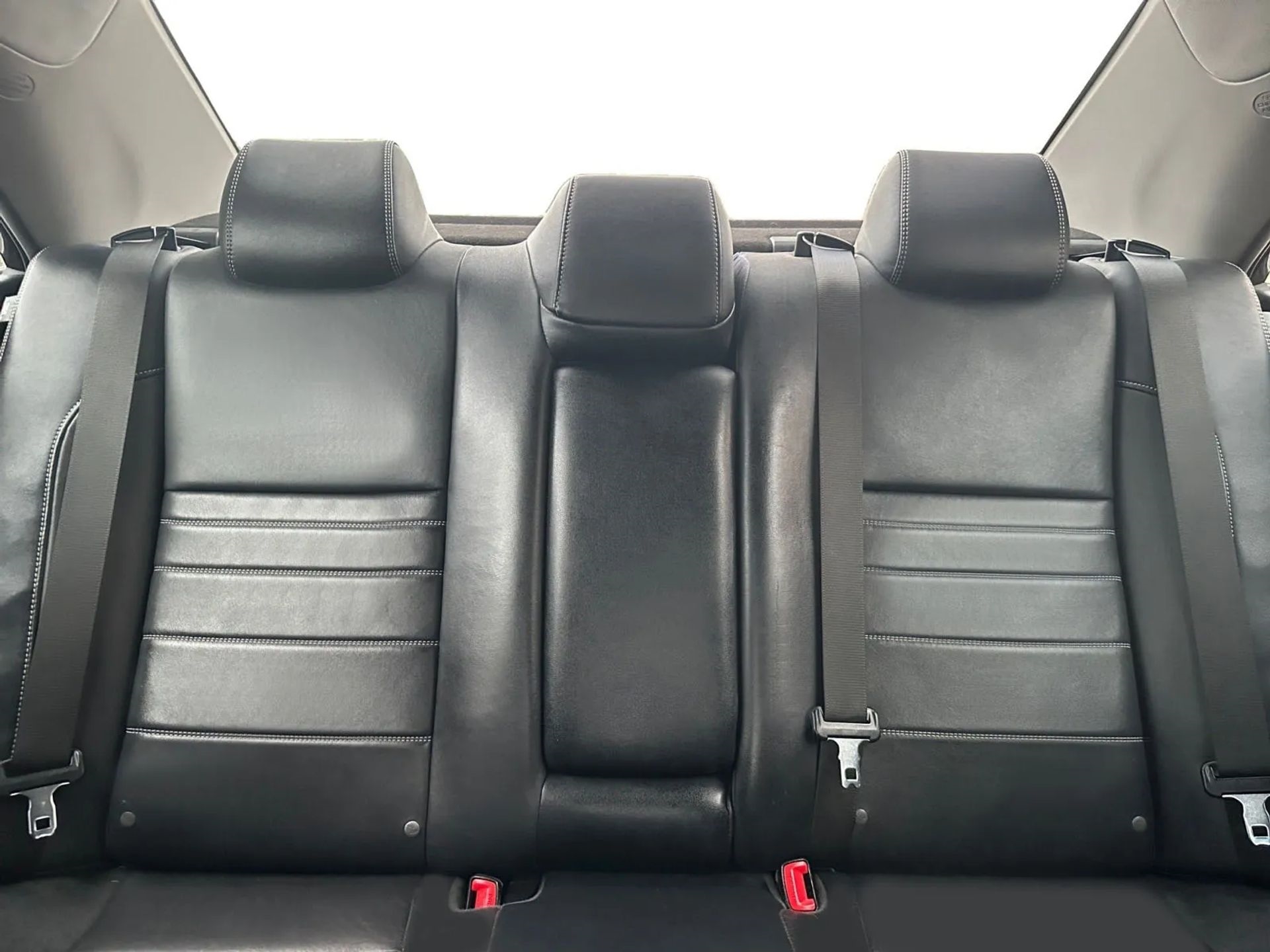 Toyota Camry 4dr Sdn I4 Auto XLE (Natl) 2015