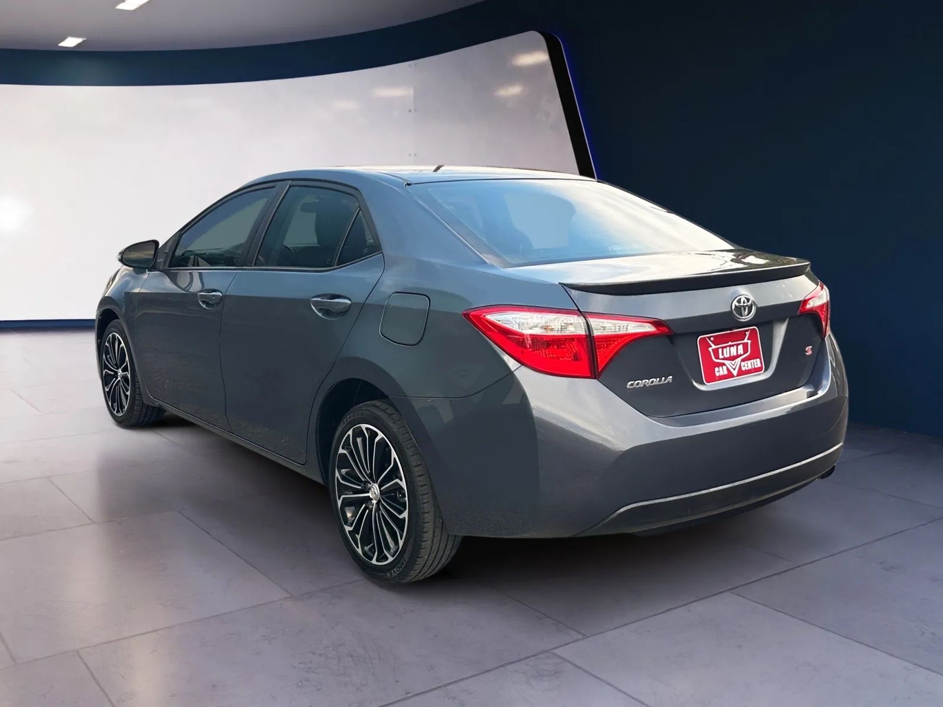 Toyota Corolla 4dr Sdn CVT LE Premium (Natl) 2015