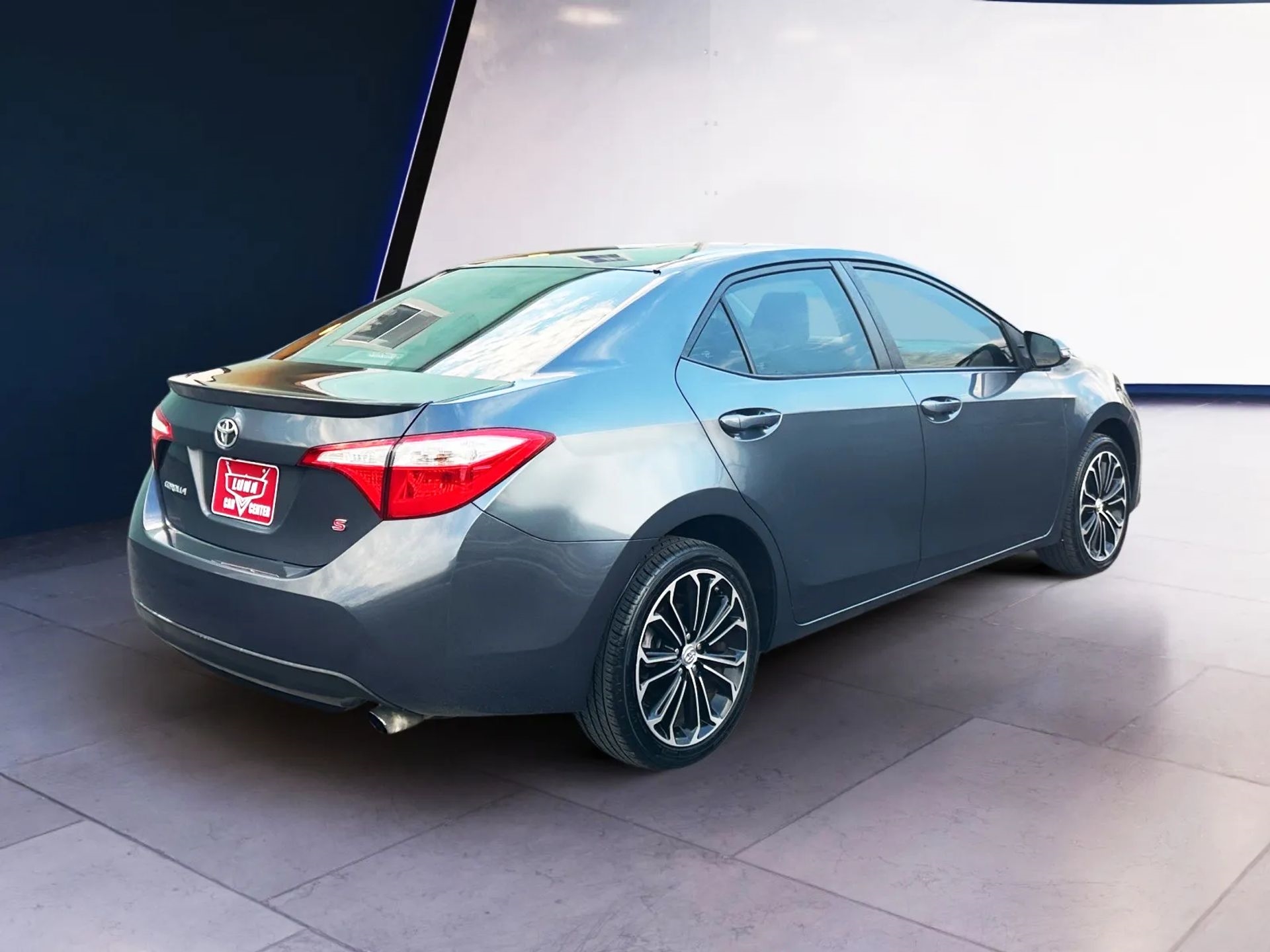 Toyota Corolla 4dr Sdn CVT LE Premium (Natl) 2015