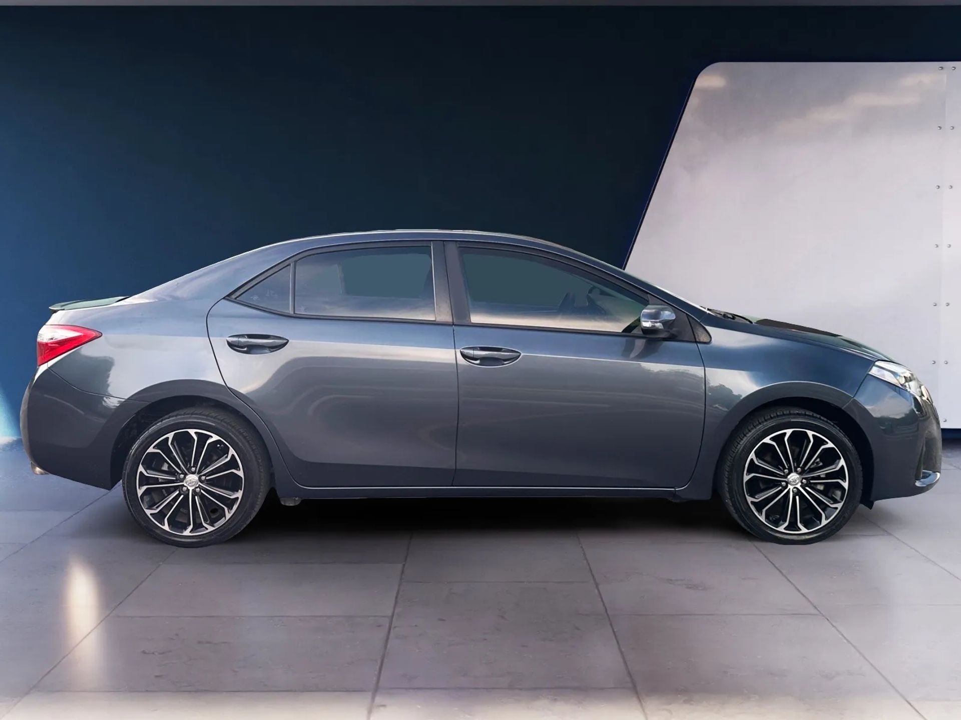 Toyota Corolla 4dr Sdn CVT LE Premium (Natl) 2015