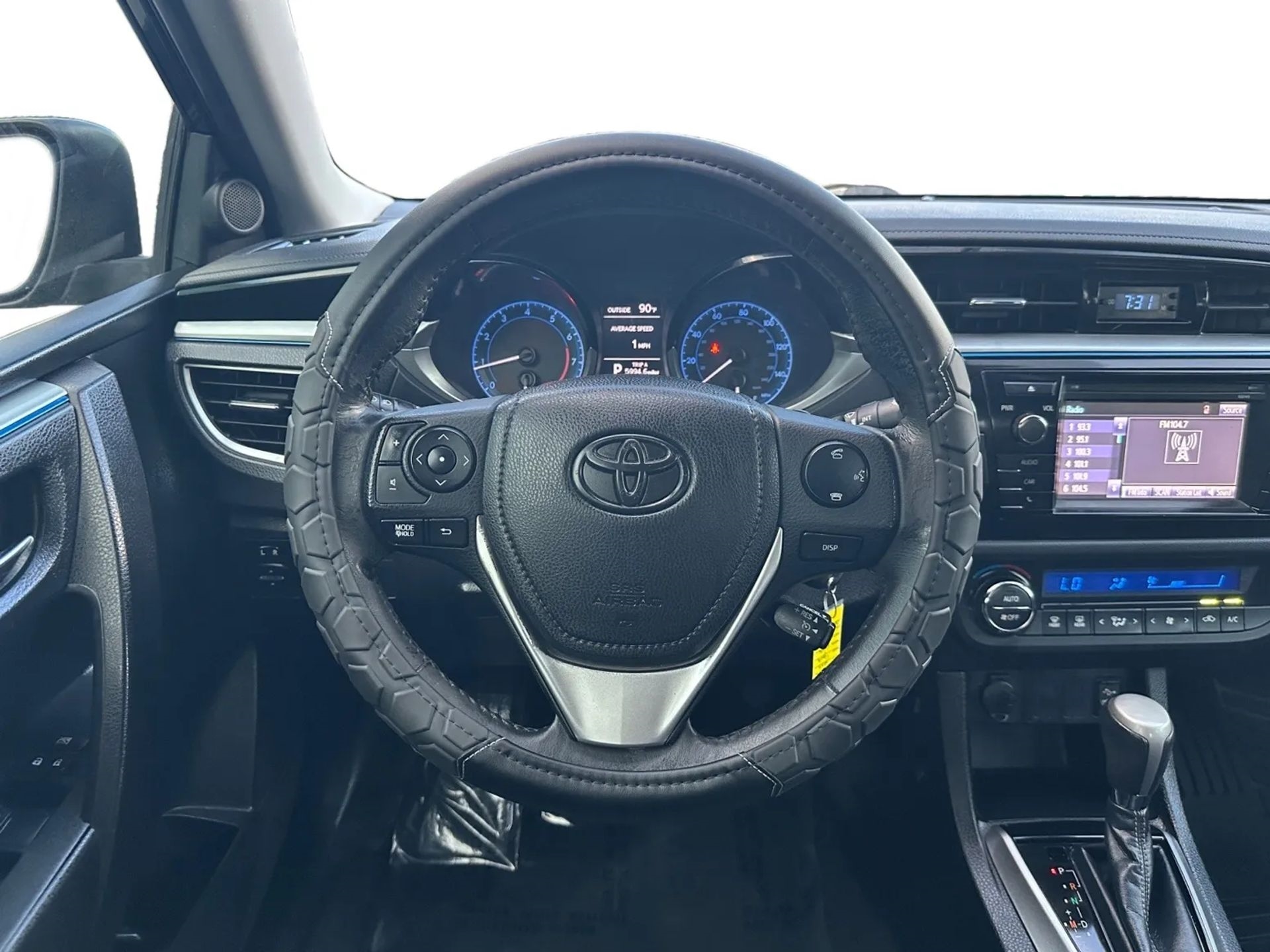 Toyota Corolla 4dr Sdn CVT LE Premium (Natl) 2015