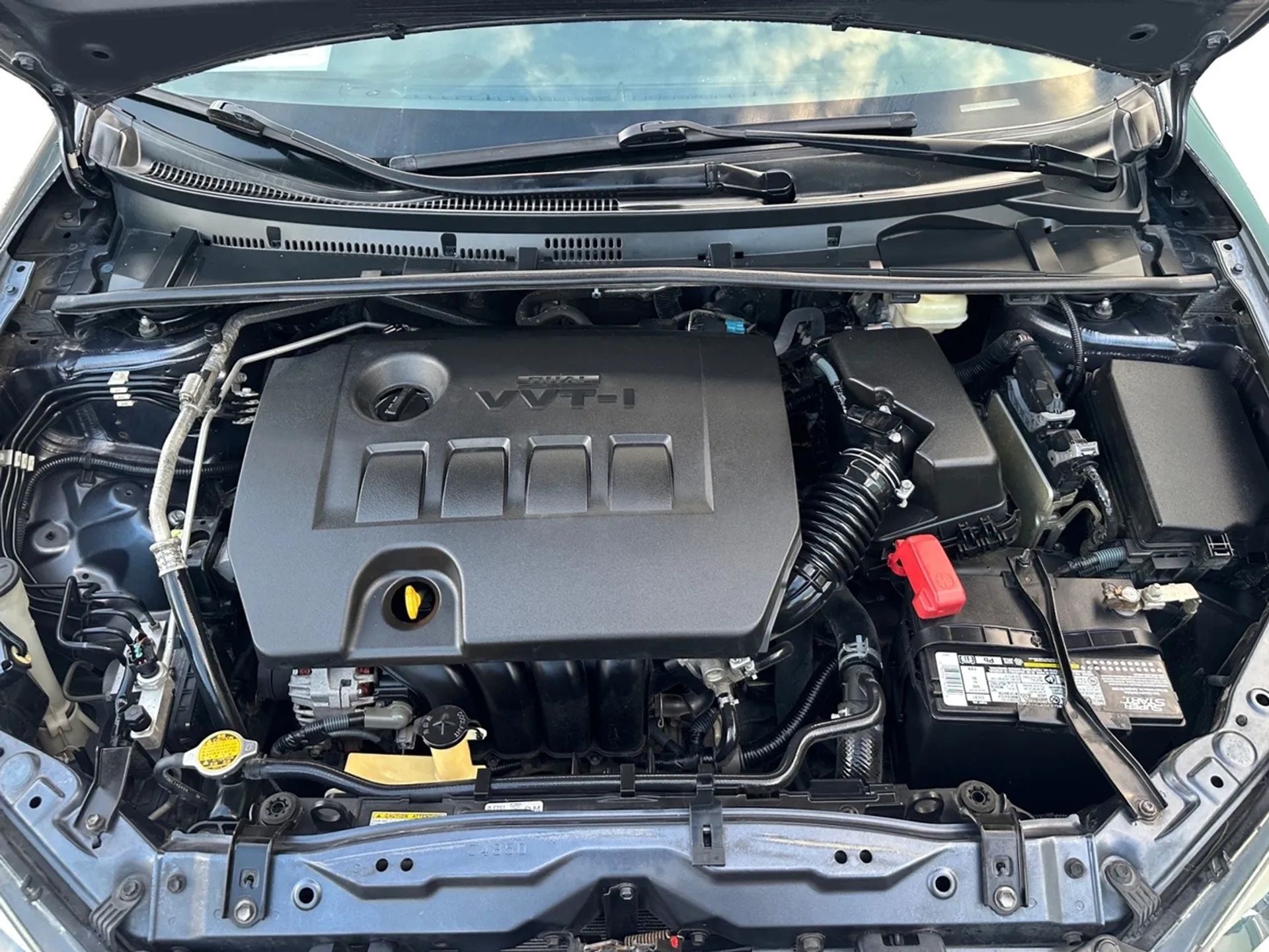Toyota Corolla 4dr Sdn CVT LE Premium (Natl) 2015