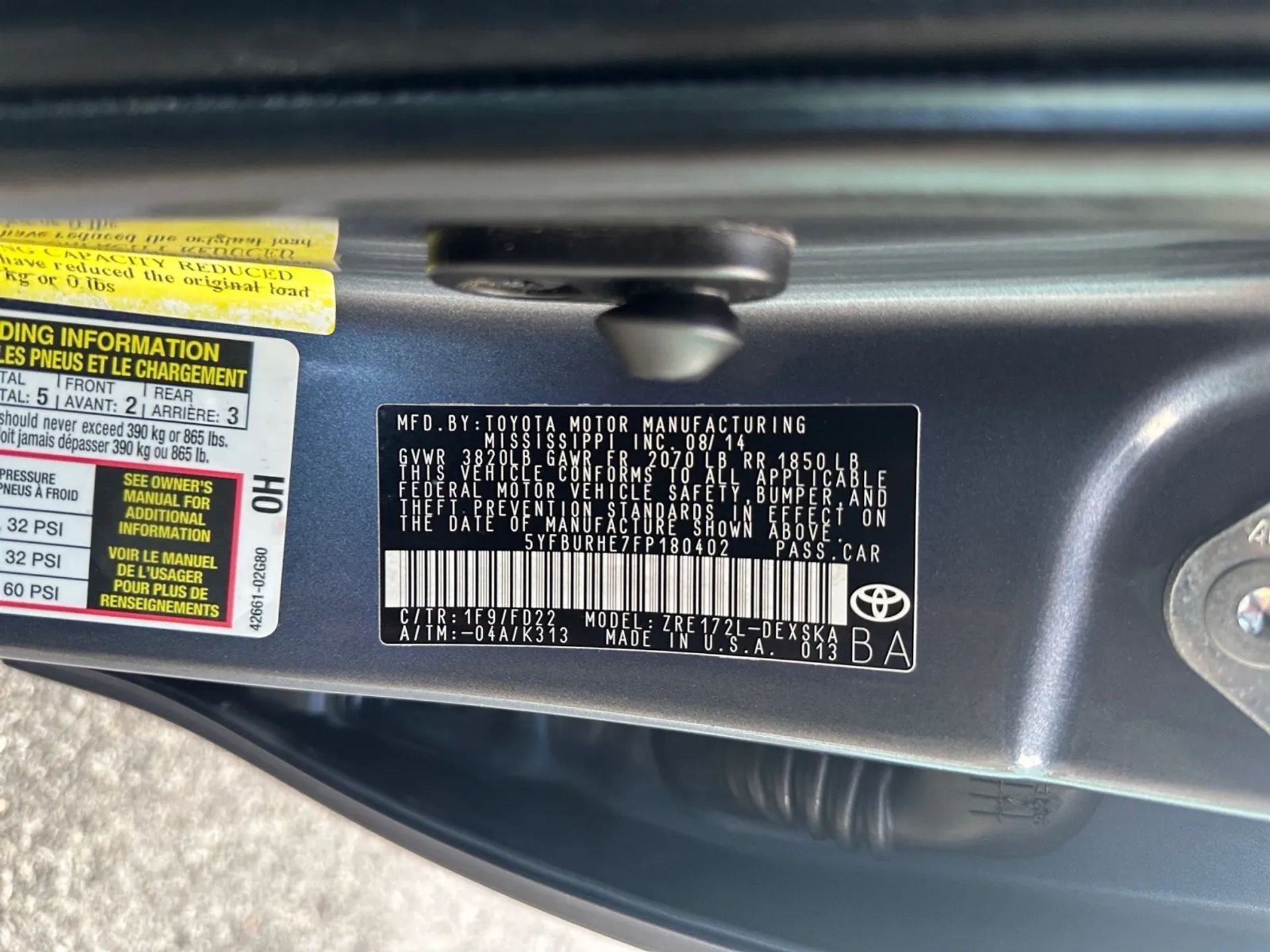 Toyota Corolla 4dr Sdn CVT LE Premium (Natl) 2015