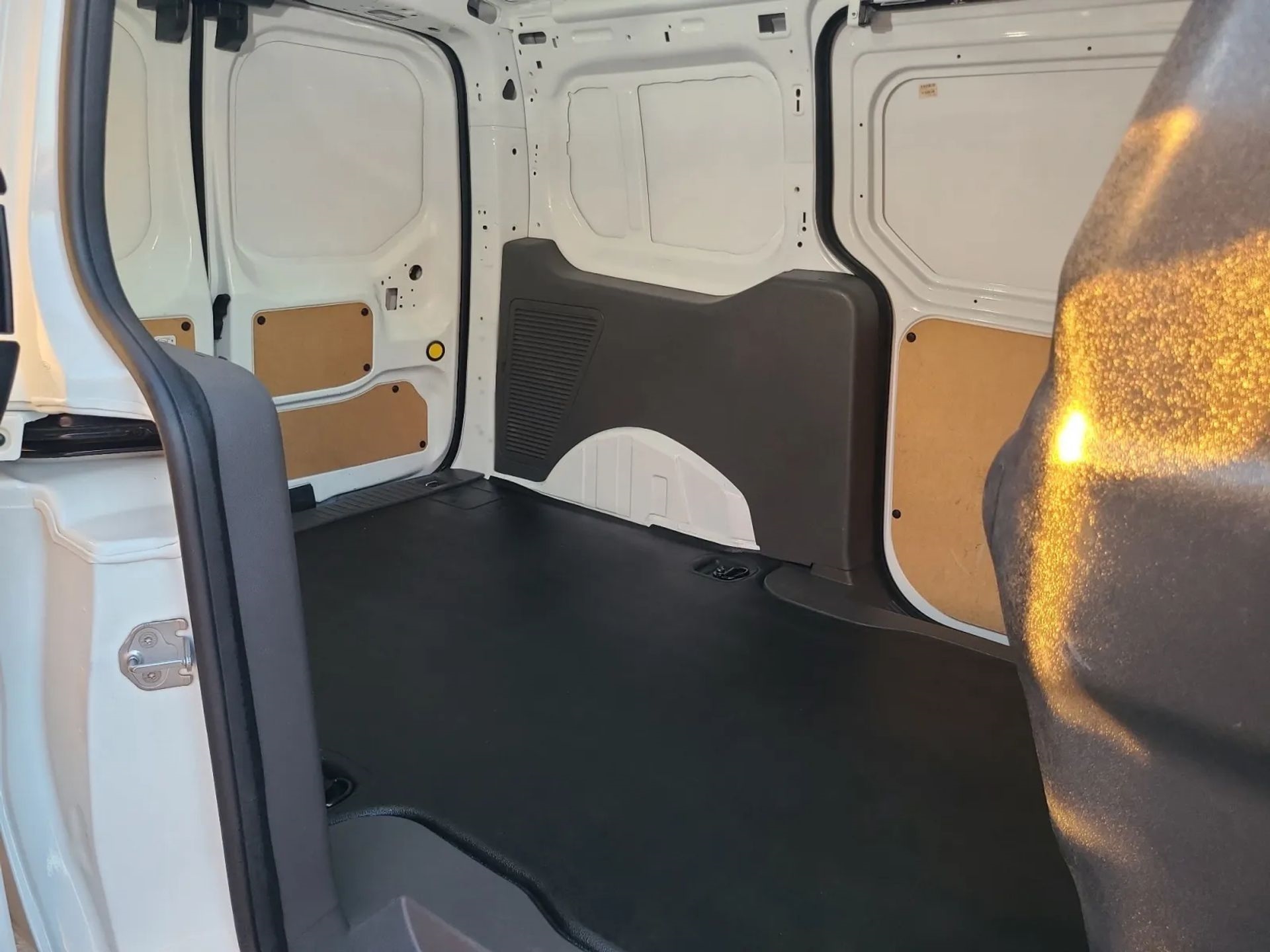 Ford Transit Connect Van XL LWB w/Rear Symmetrical Doors 2020
