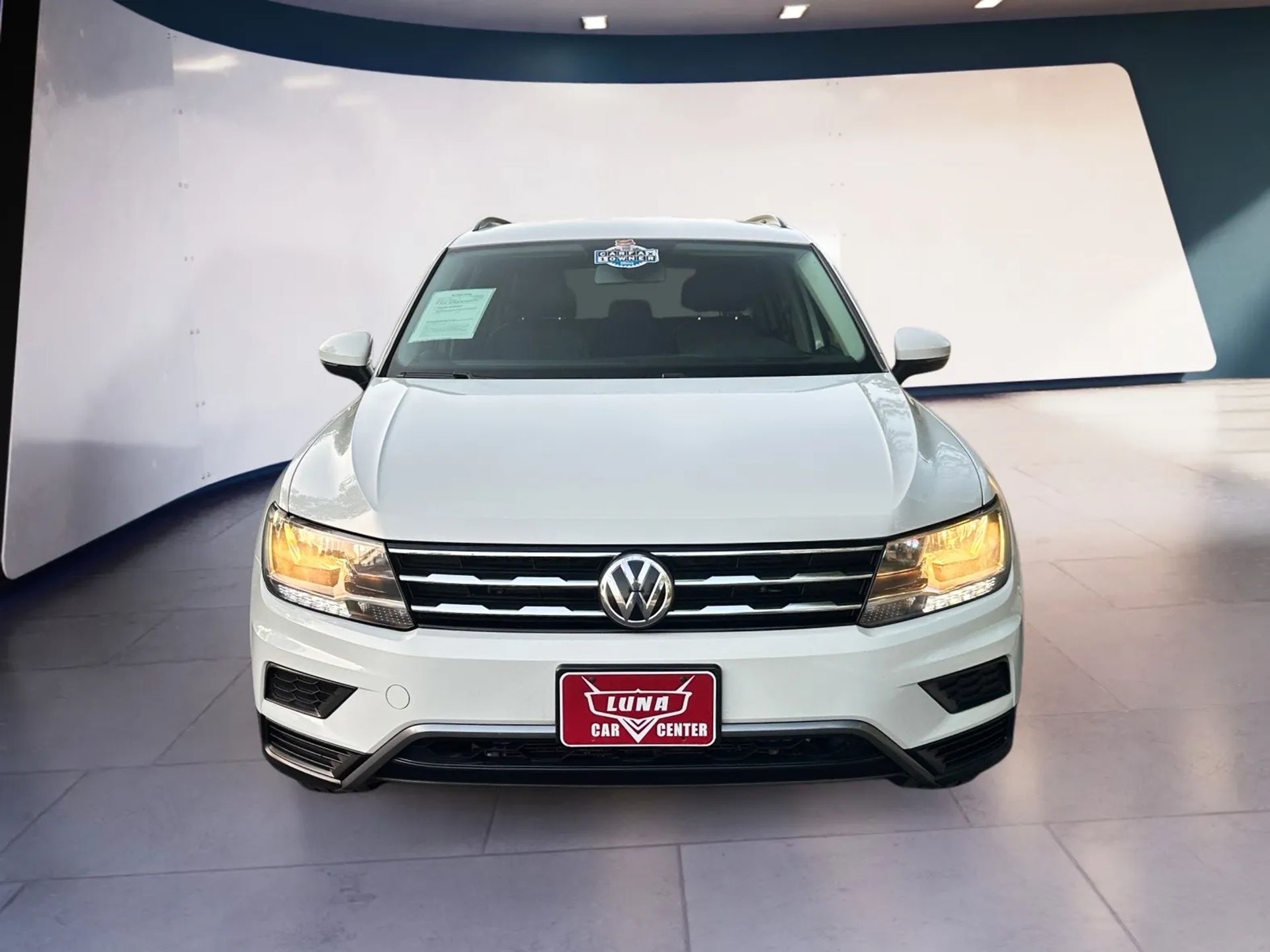 Volkswagen Tiguan 2.0T SEL FWD 2018