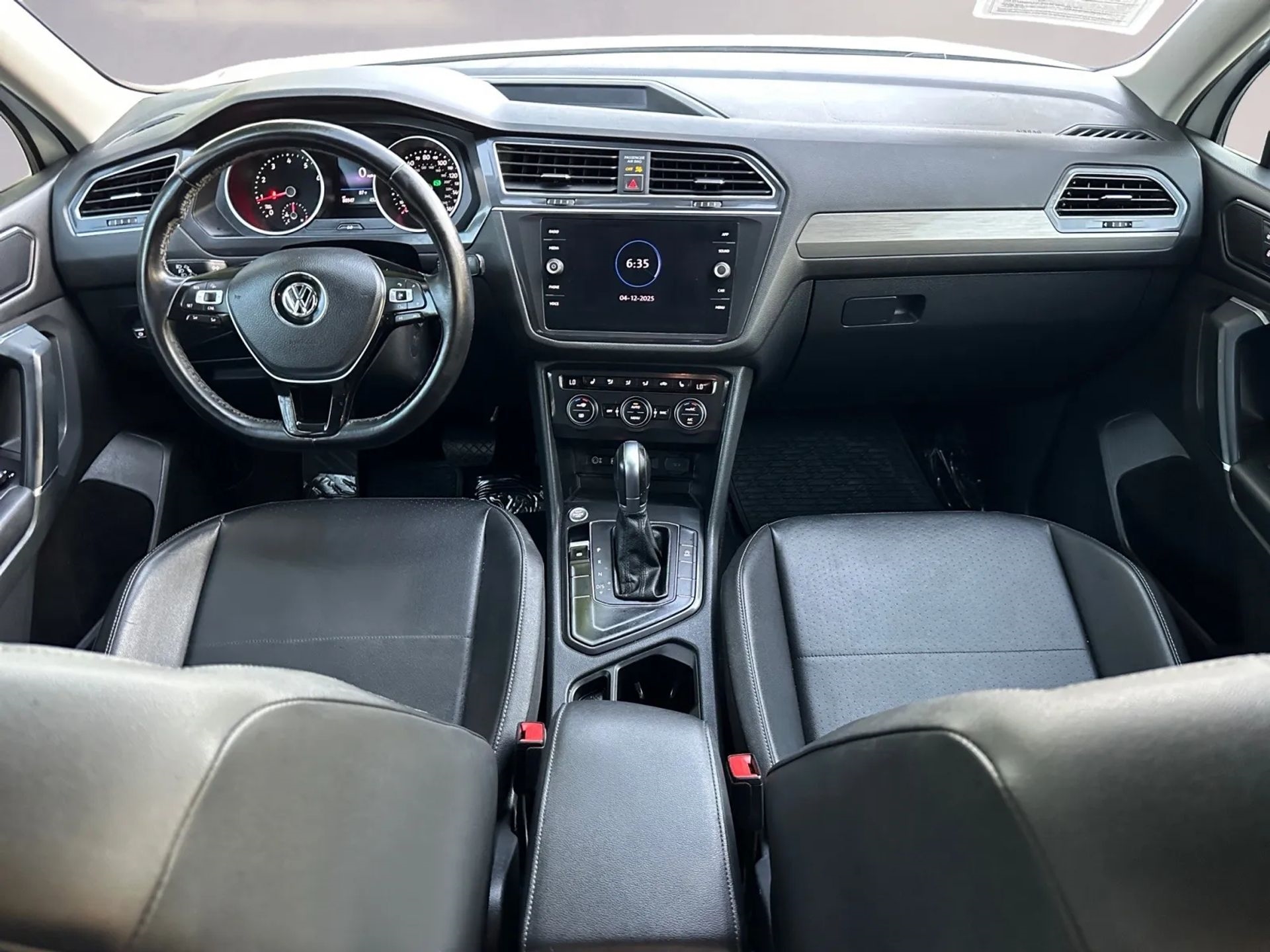 Volkswagen Tiguan 2.0T SEL FWD 2018