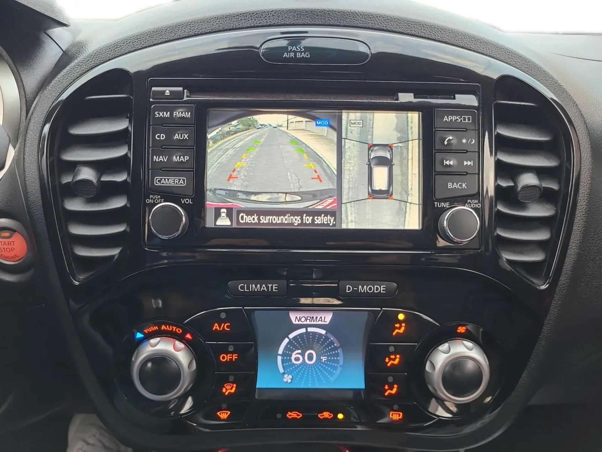 Nissan Juke 5dr Wgn CVT SL AWD 2015