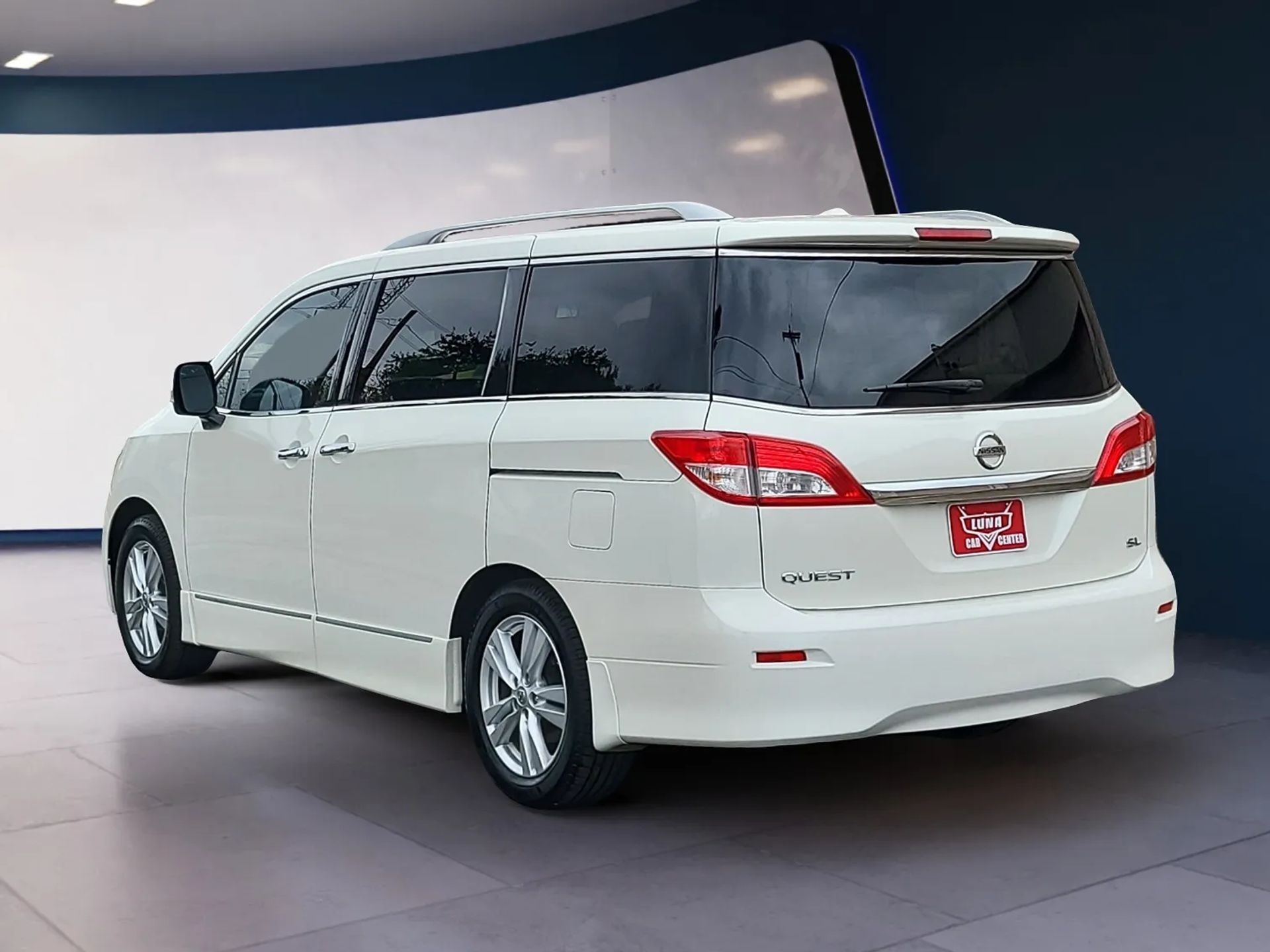 Nissan Quest 4dr SL 2015